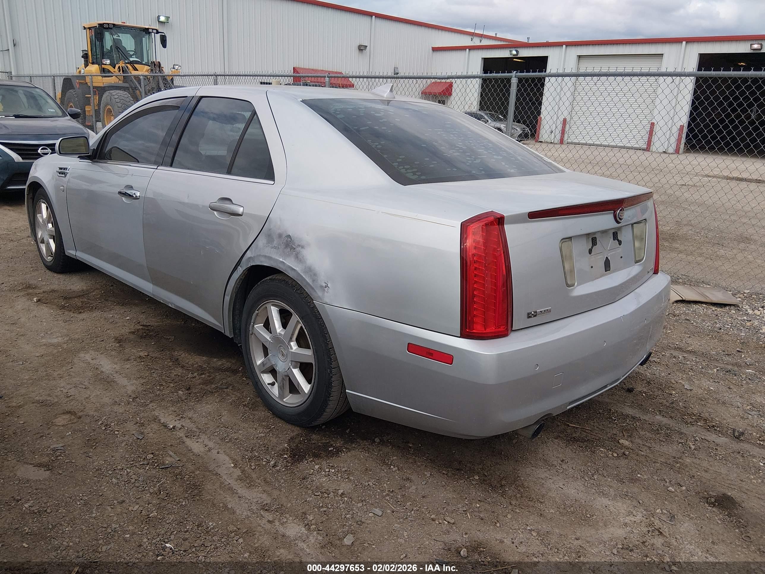 CADILLAC STS image 3