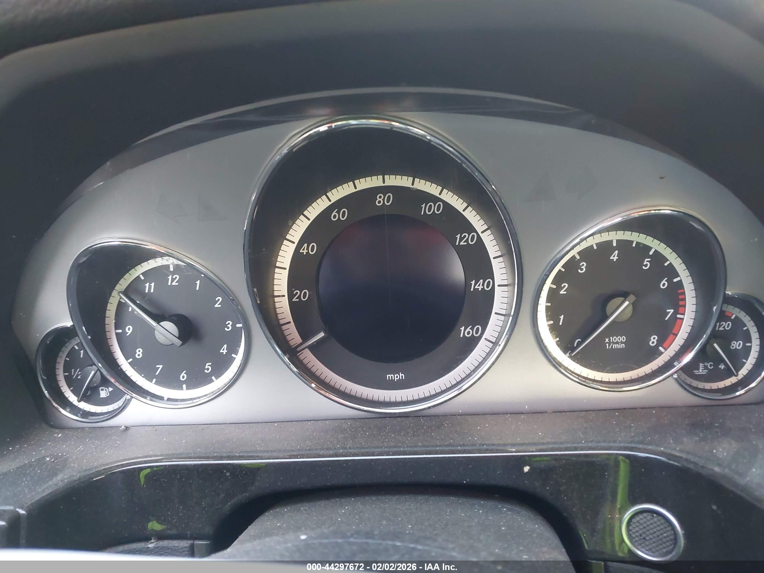 MERCEDES-BENZ E image 7