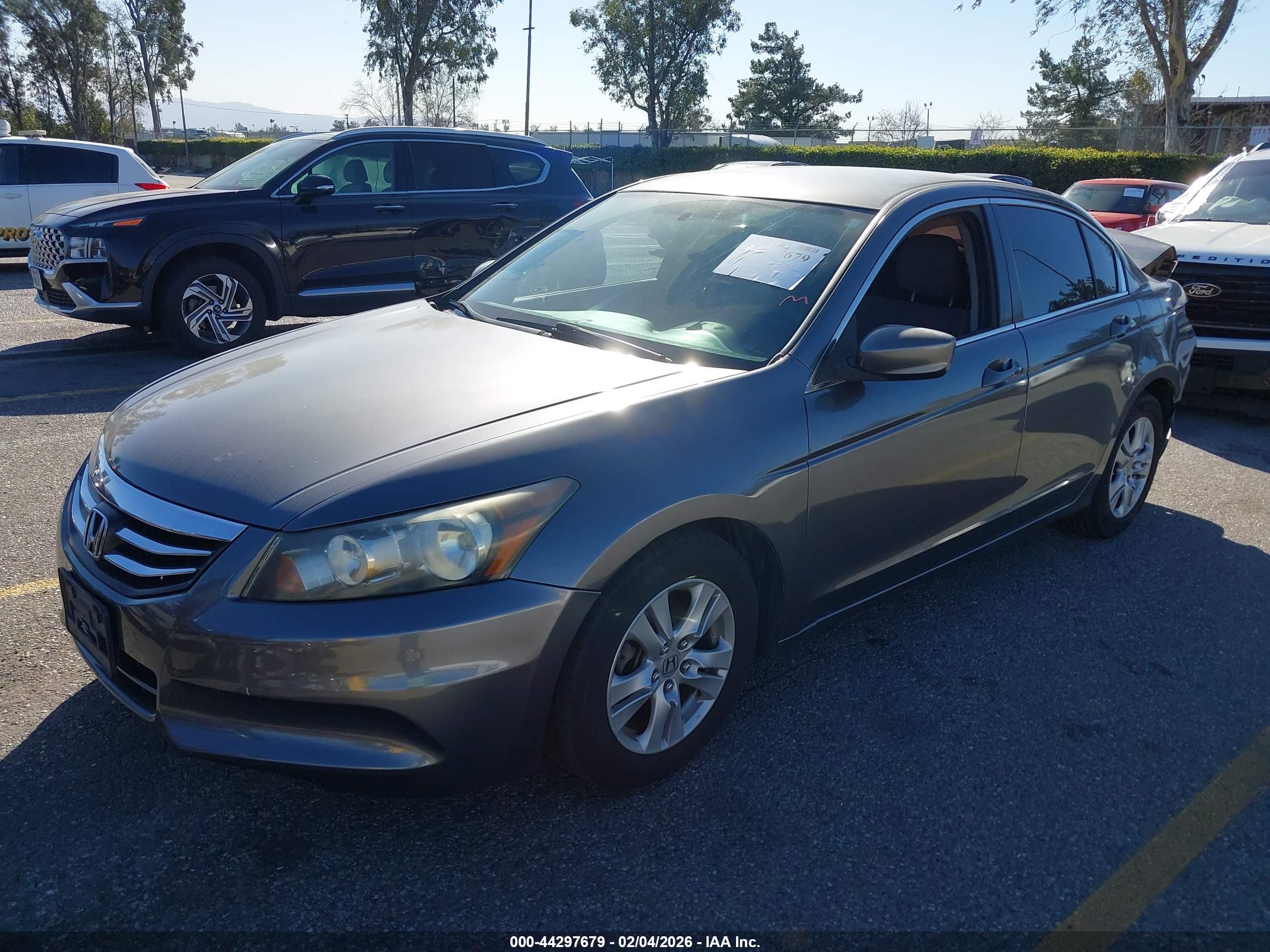 HONDA ACCORD image 2
