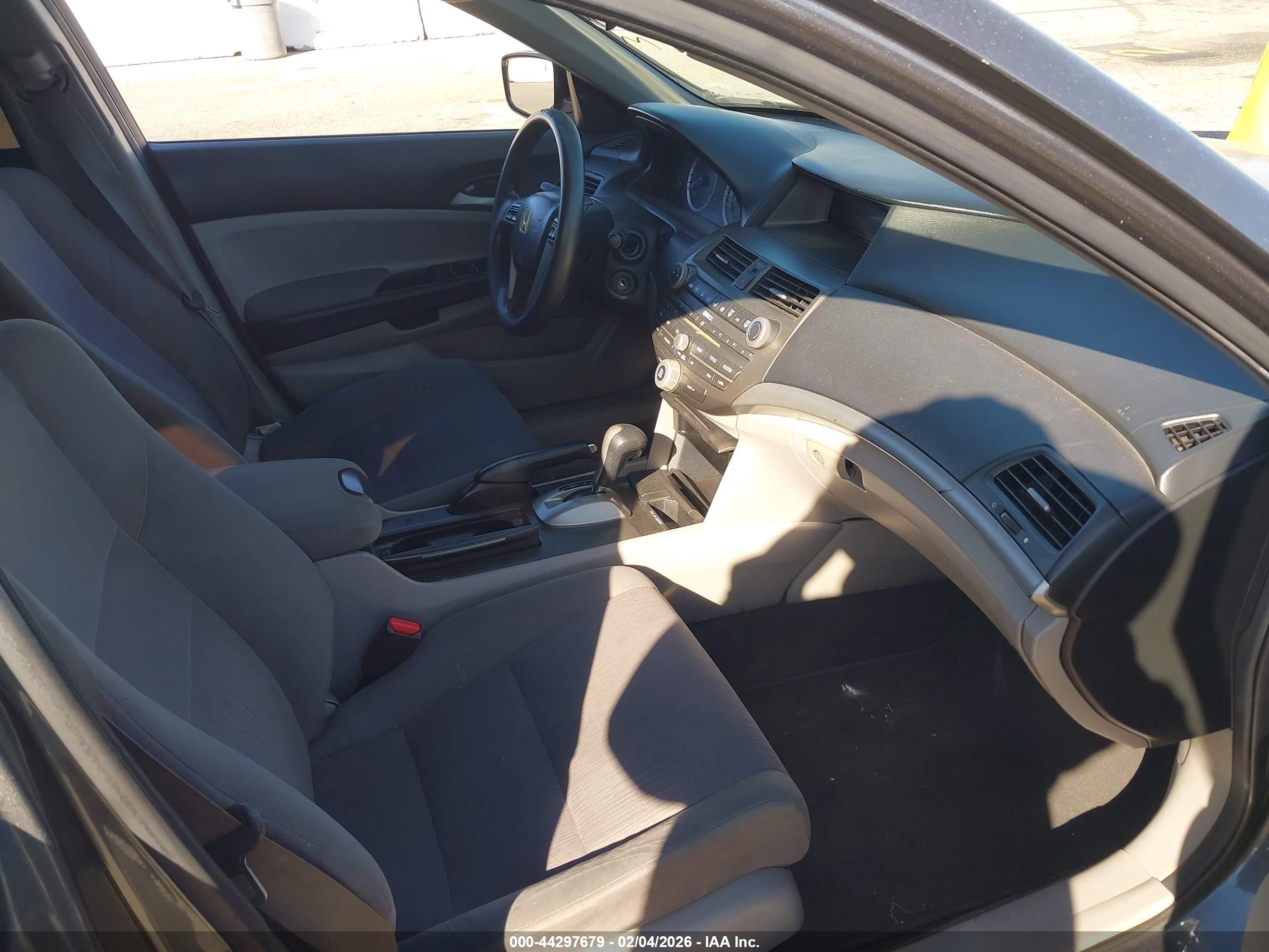 HONDA ACCORD image 5