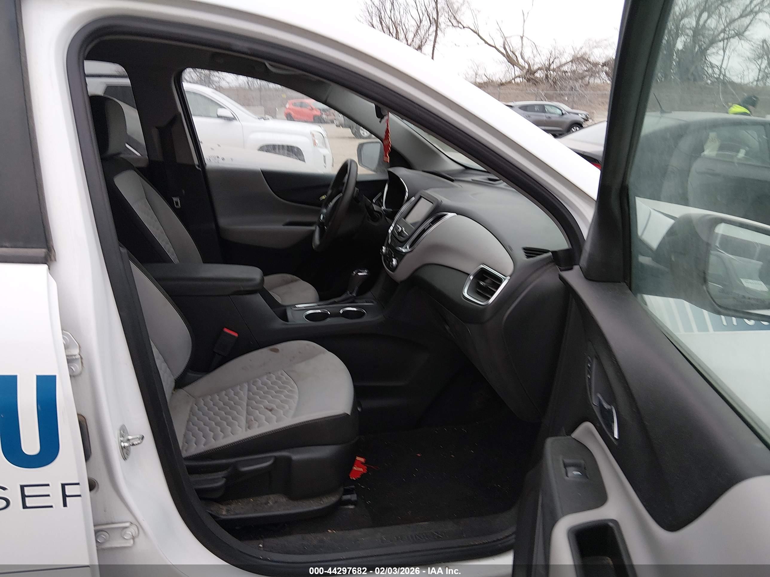 CHEVROLET EQUINOX image 5