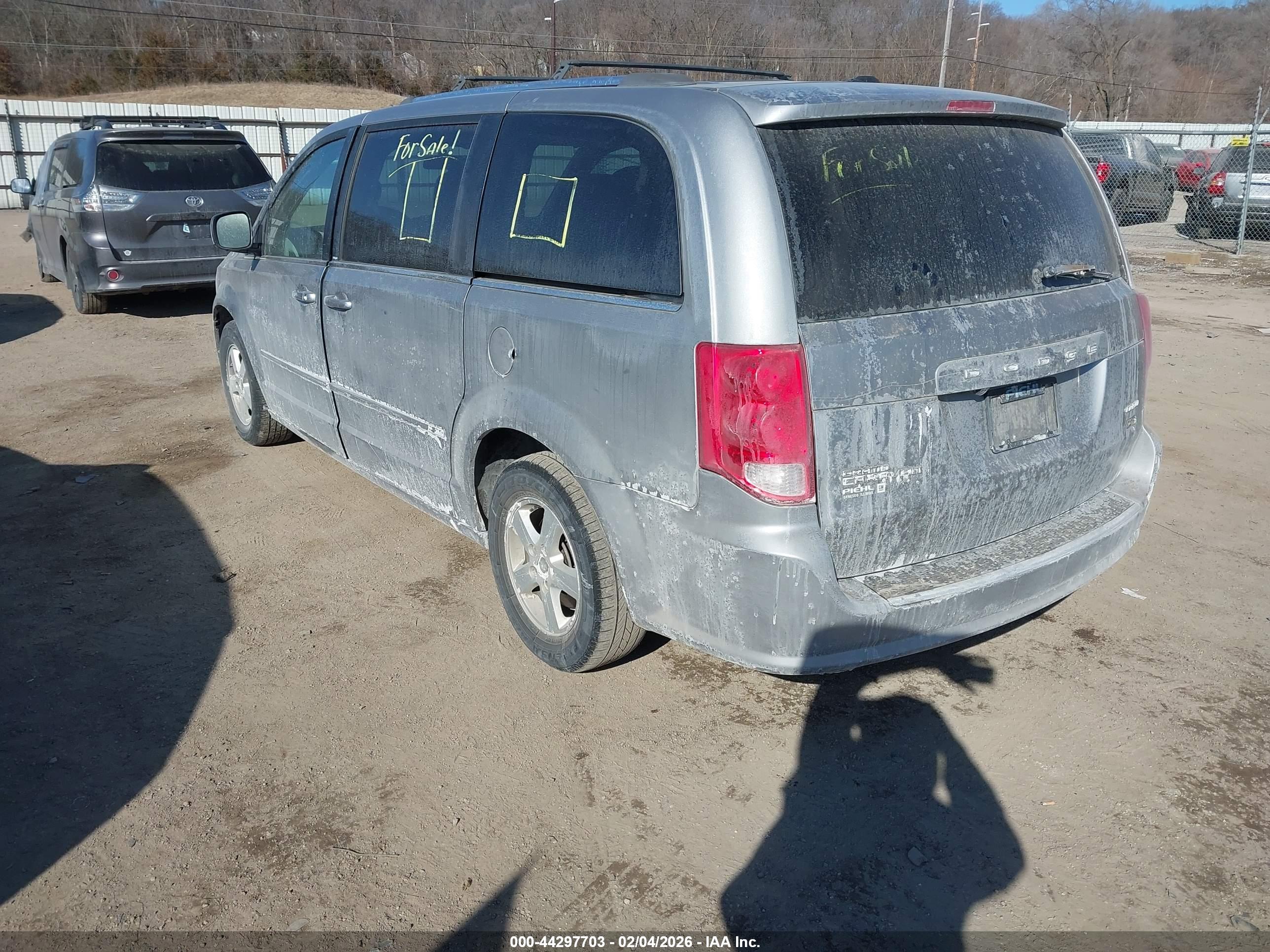 DODGE GRAND image 3