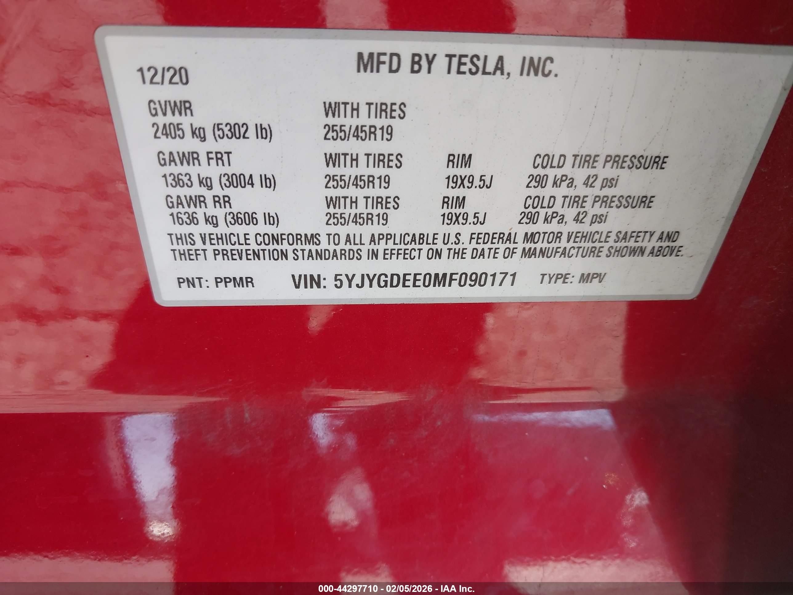 TESLA MODEL image 9