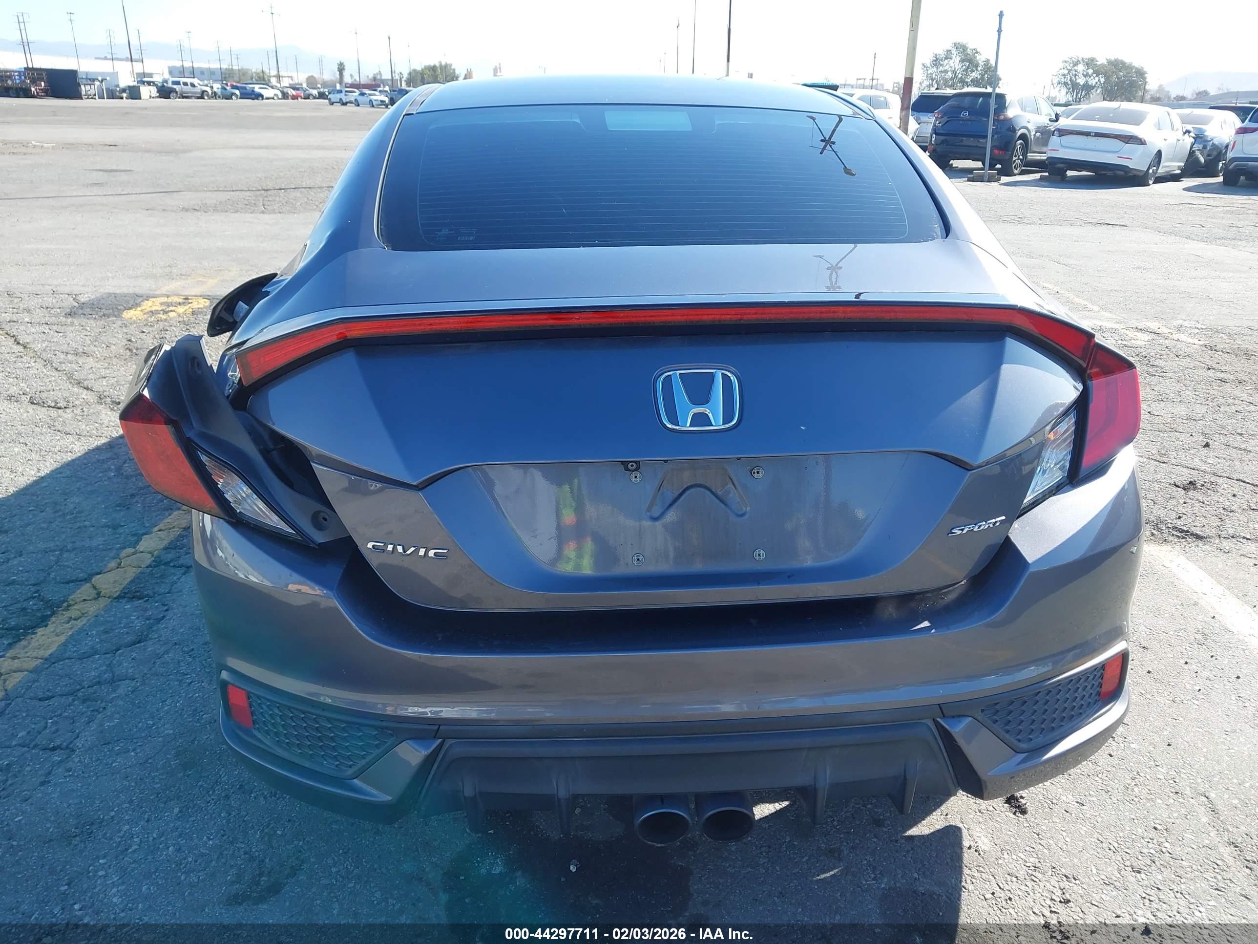 HONDA CIVIC image 6
