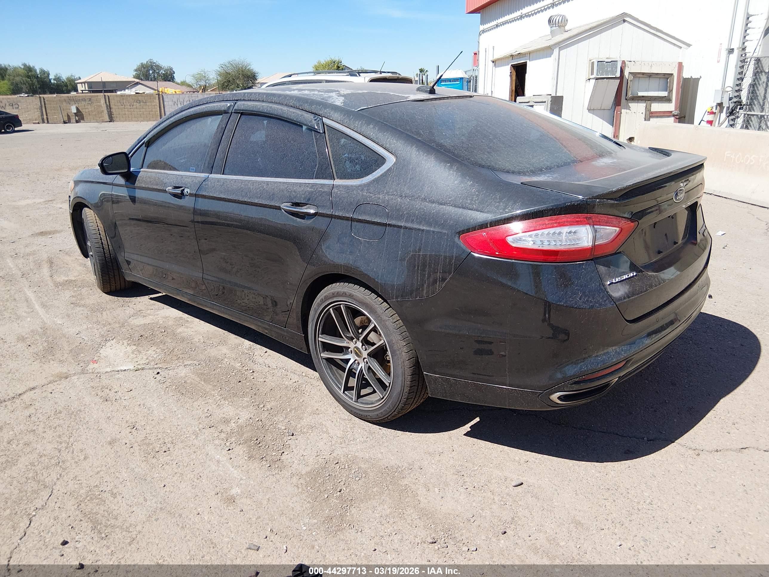 FORD FUSION image 3