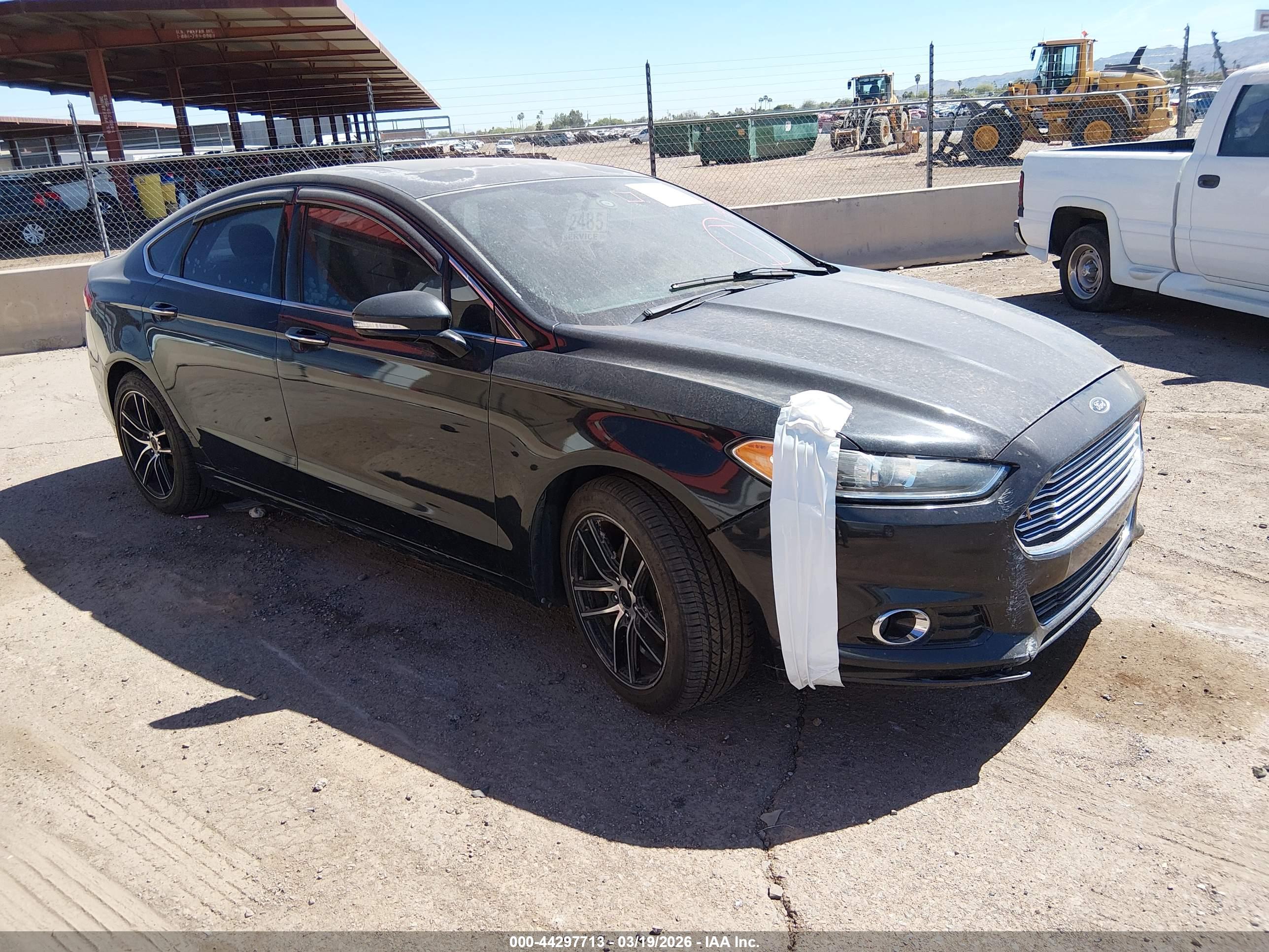 FORD FUSION image 6