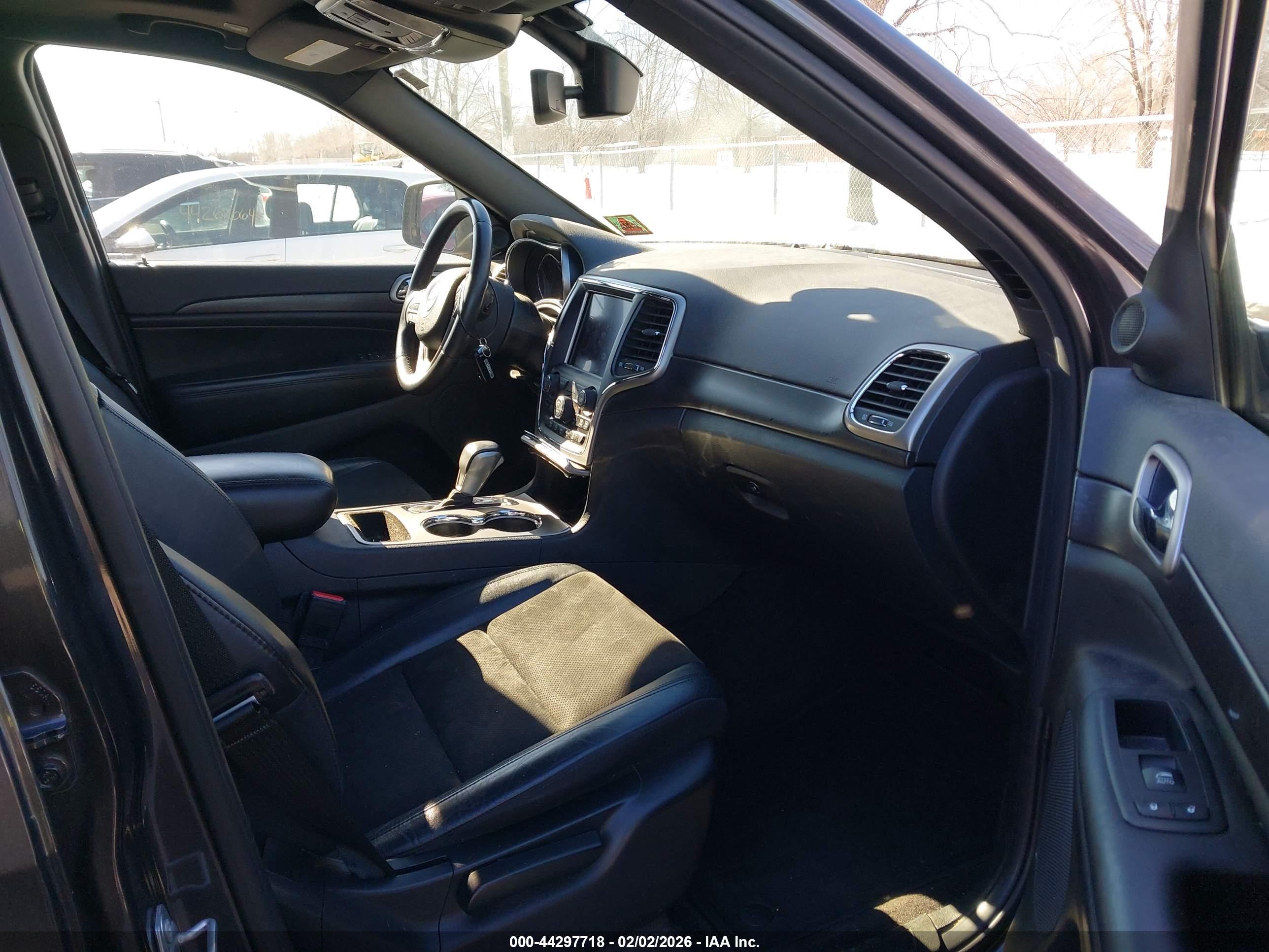 JEEP GRAND image 5