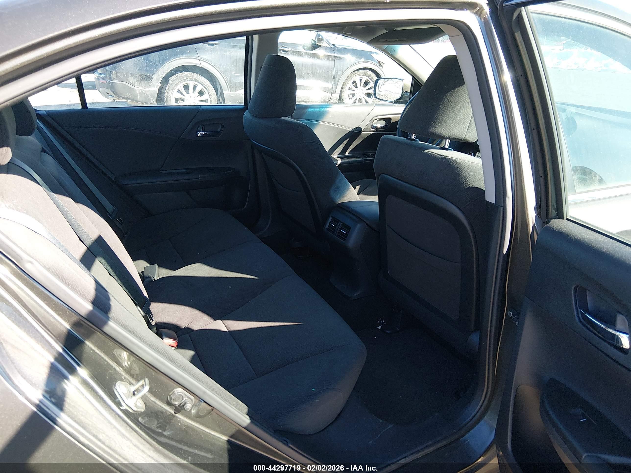HONDA ACCORD image 8