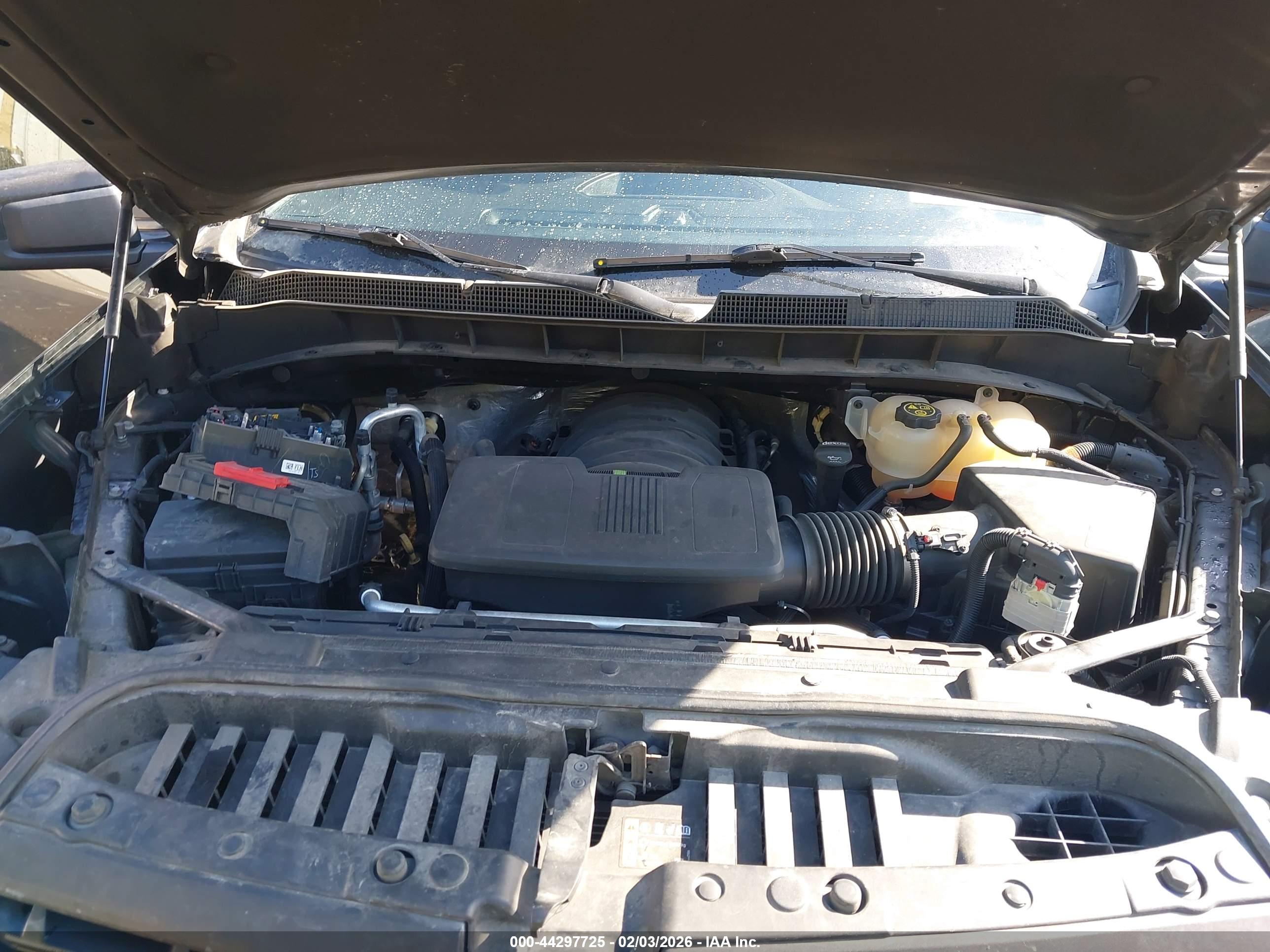 CHEVROLET SILVERADO image 10