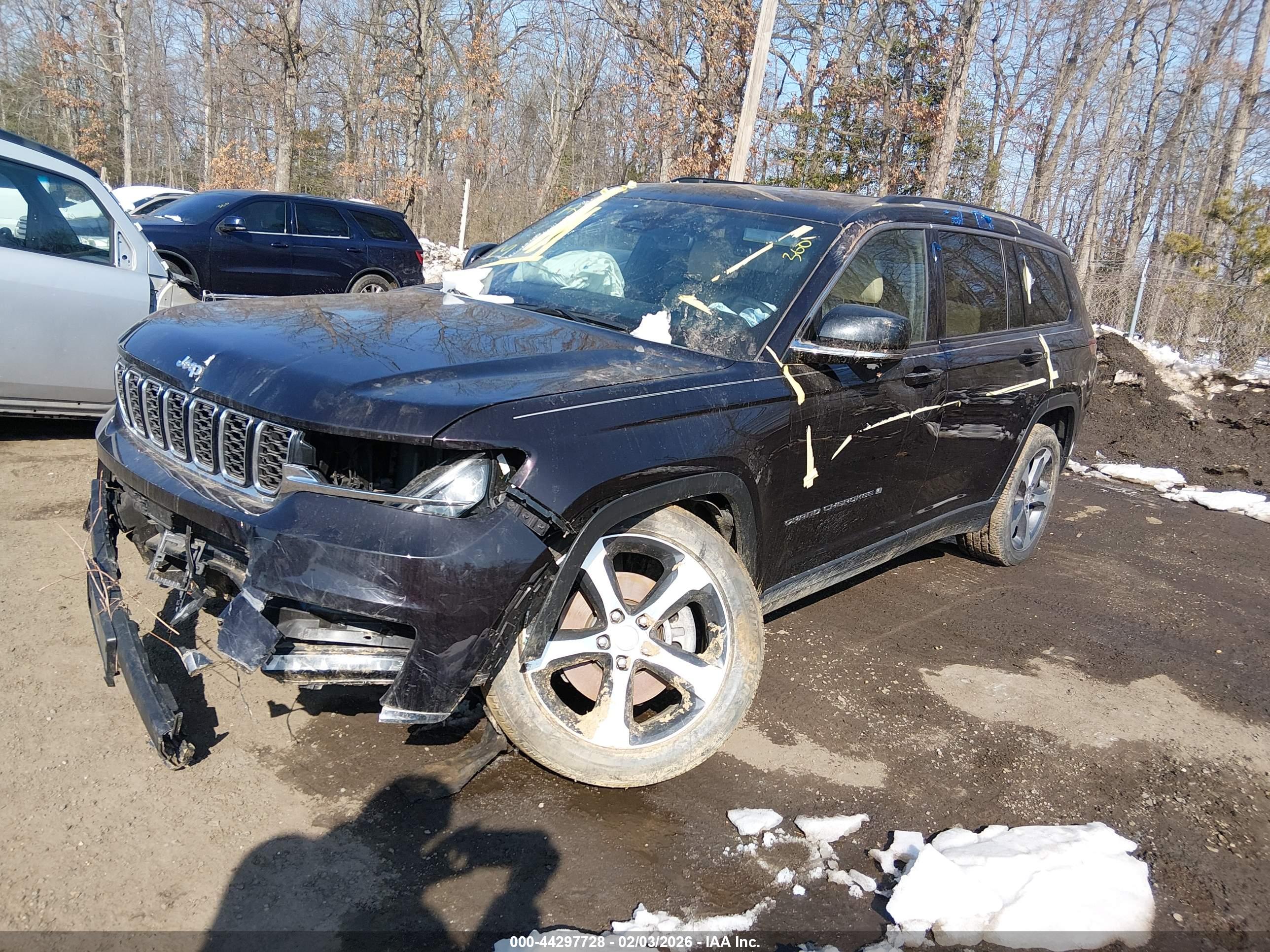 JEEP GRAND image 2
