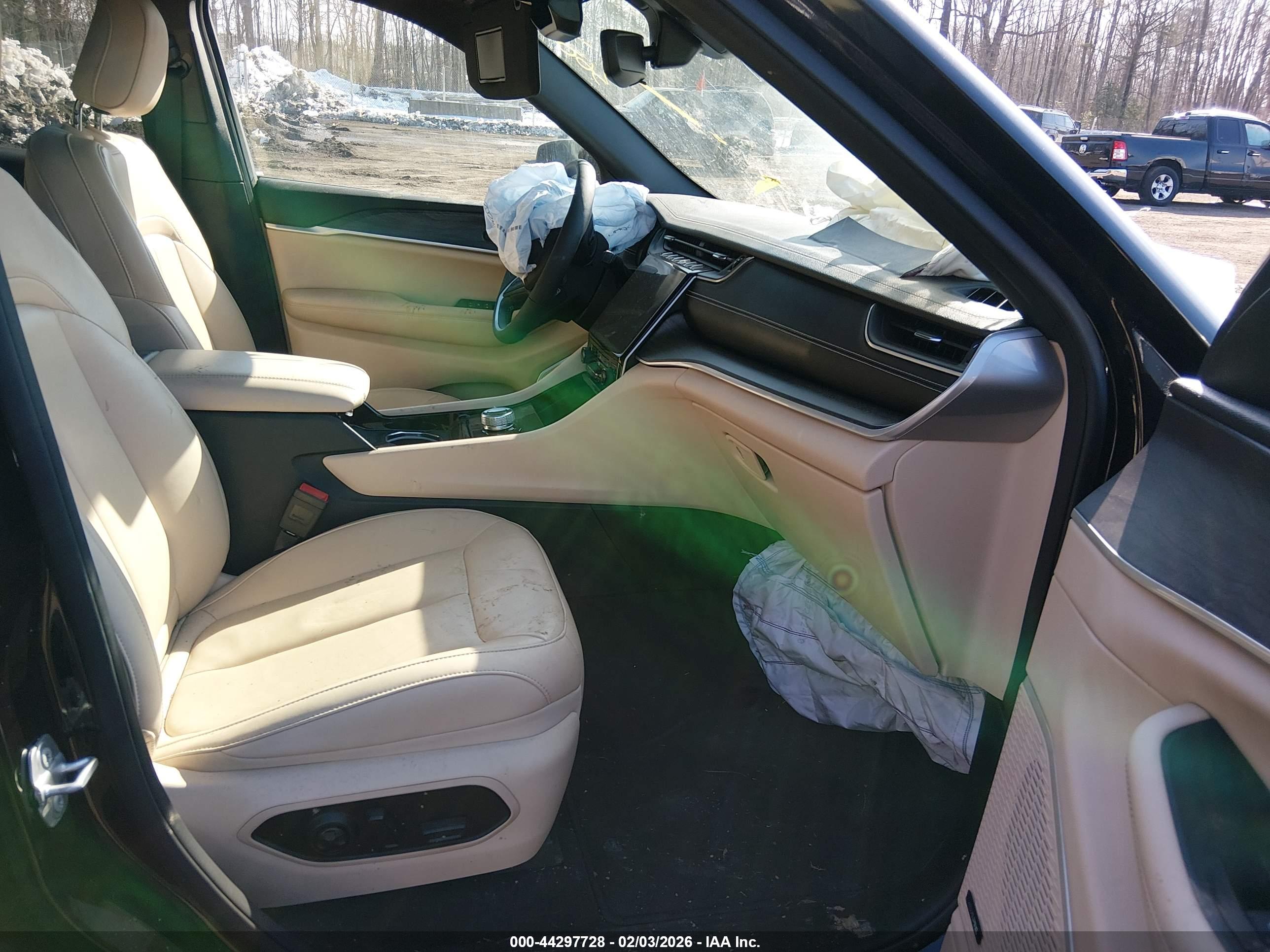JEEP GRAND image 5