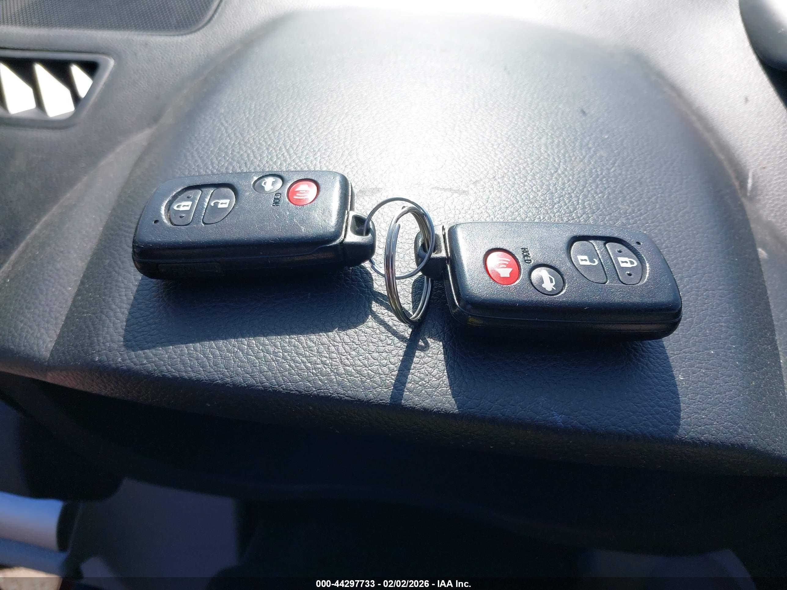 SUBARU FORESTER image 11