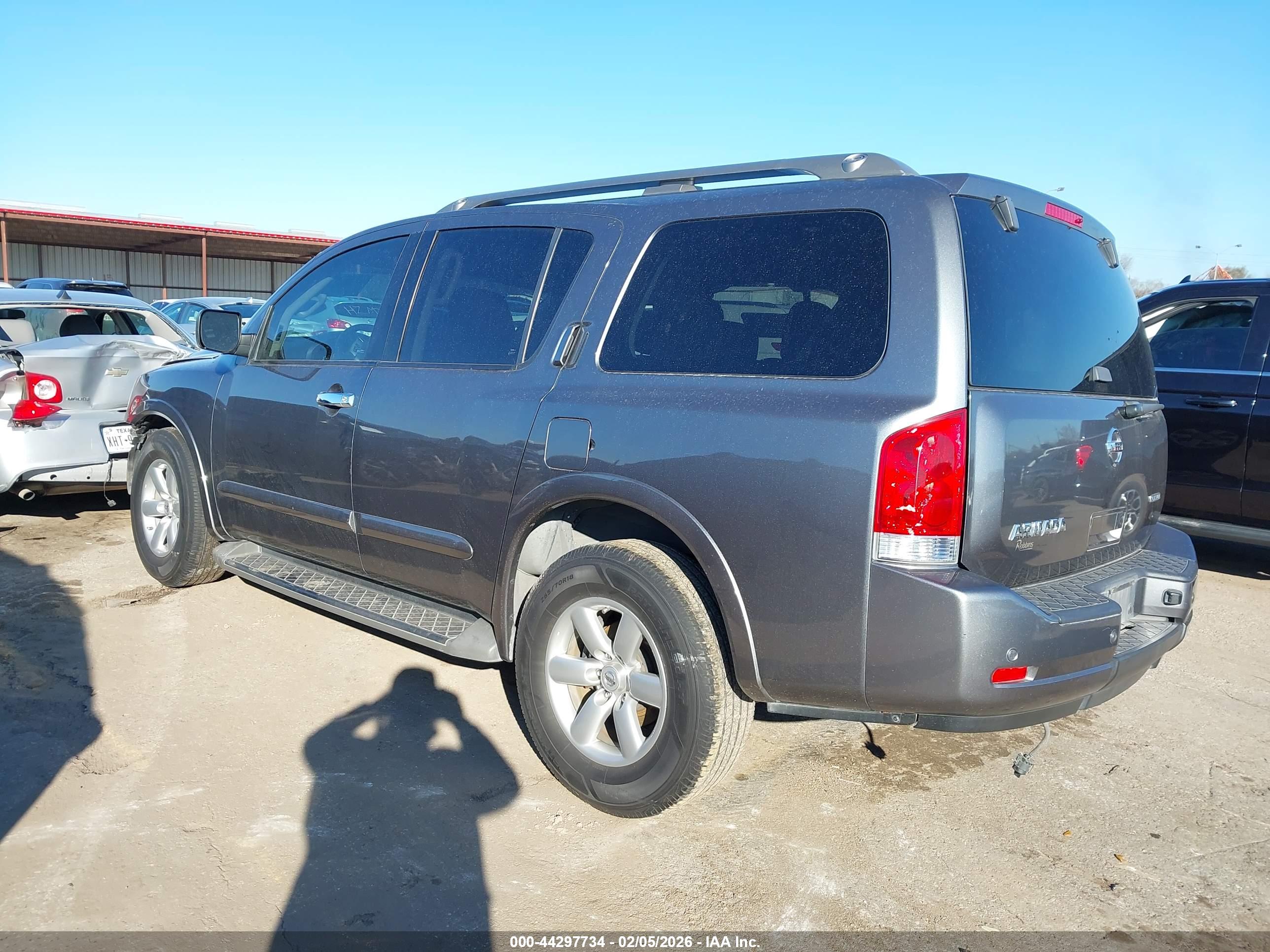 NISSAN ARMADA image 3