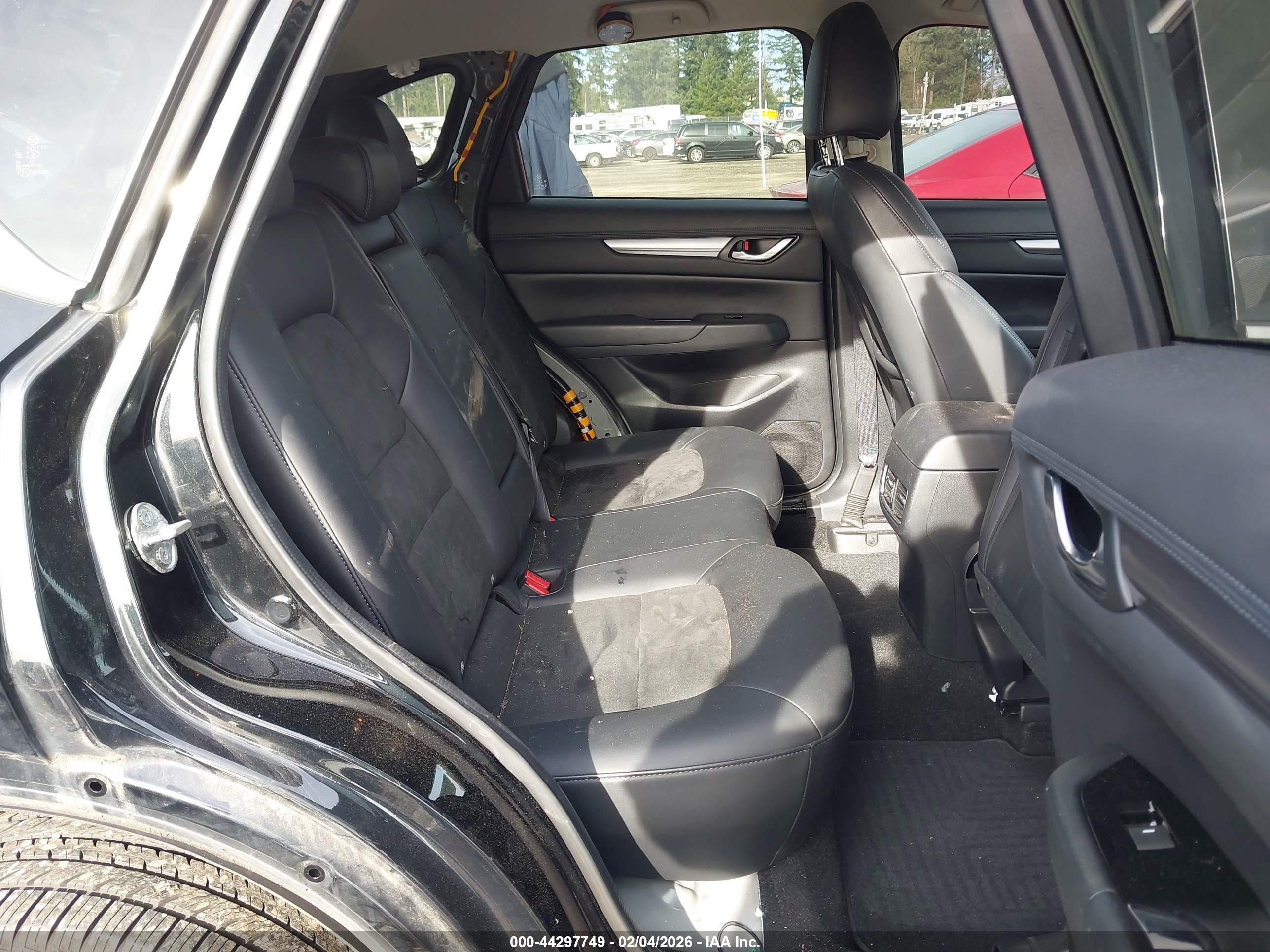 MAZDA CX-5 image 8