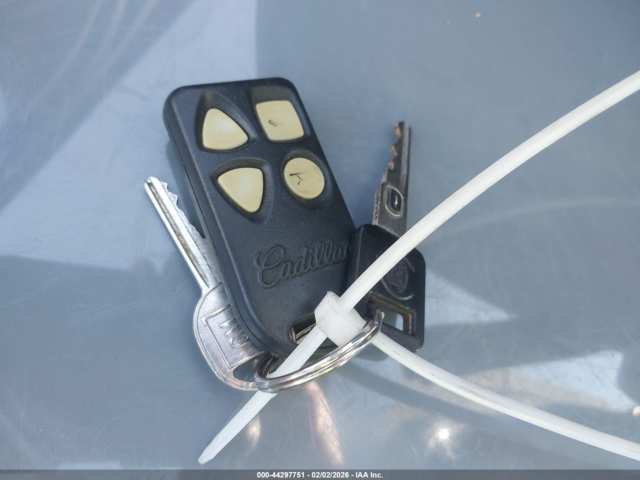 CADILLAC SEVILLE image 11