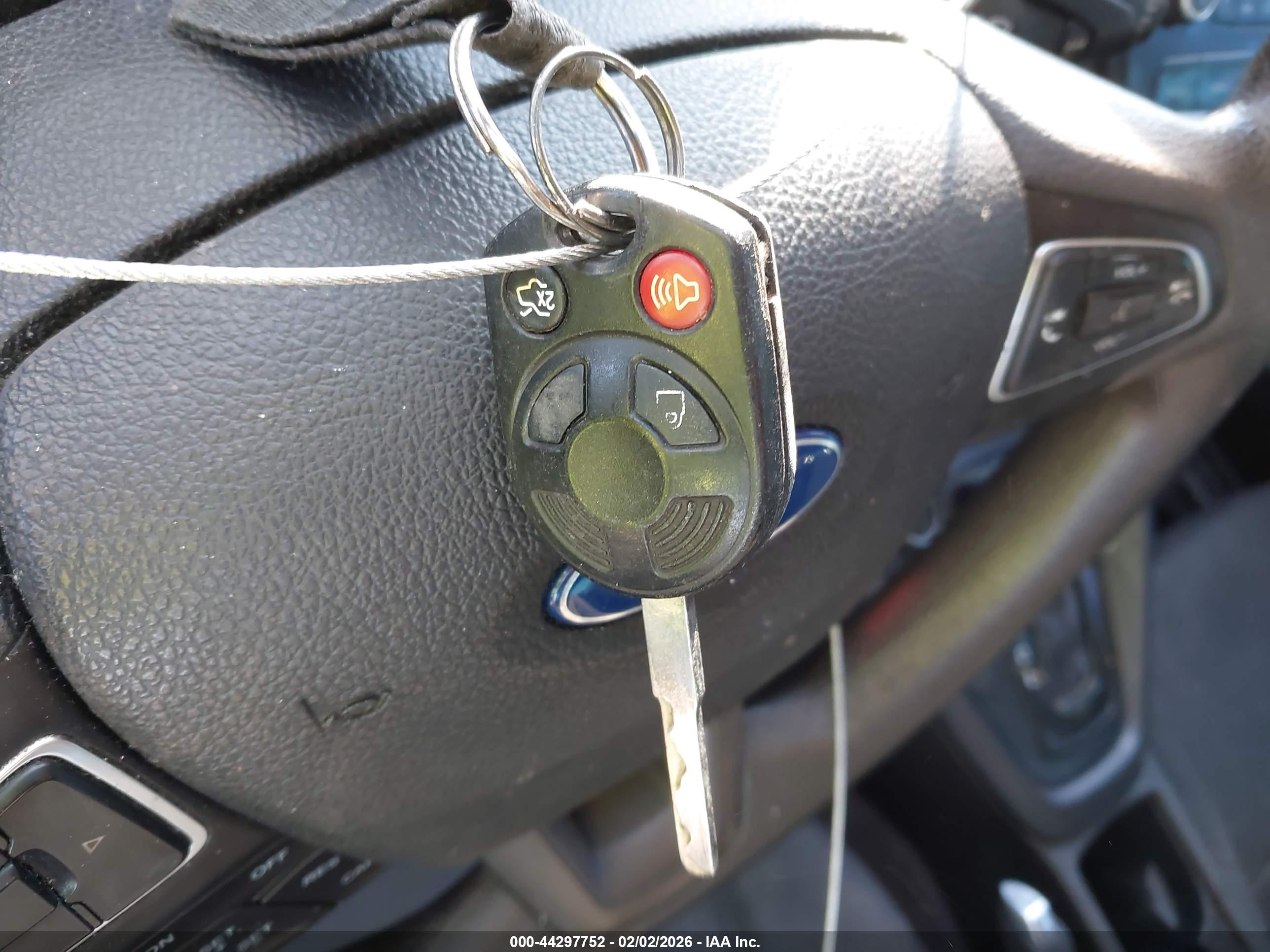 FORD FOCUS image 11