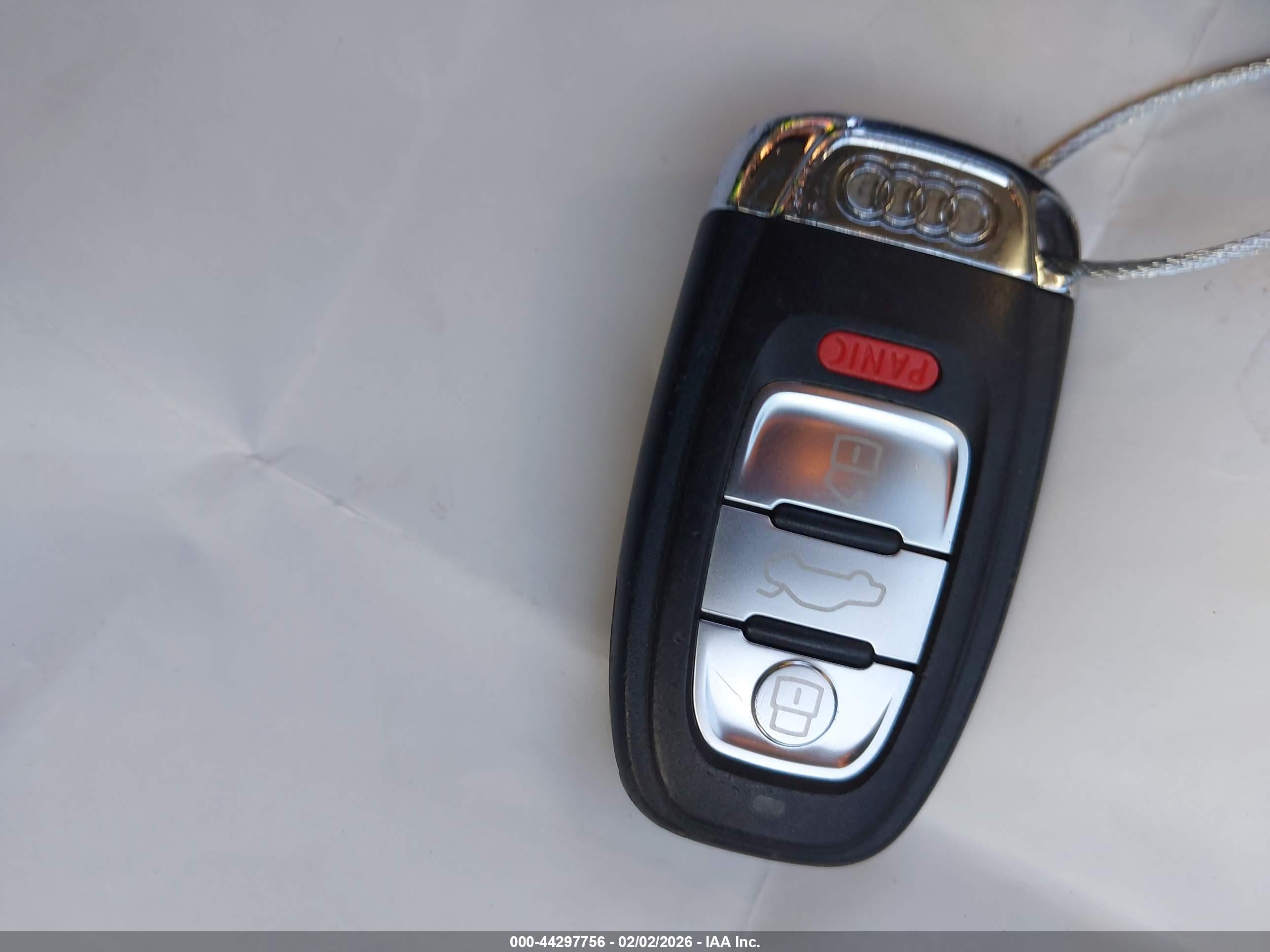 AUDI A4 image 11