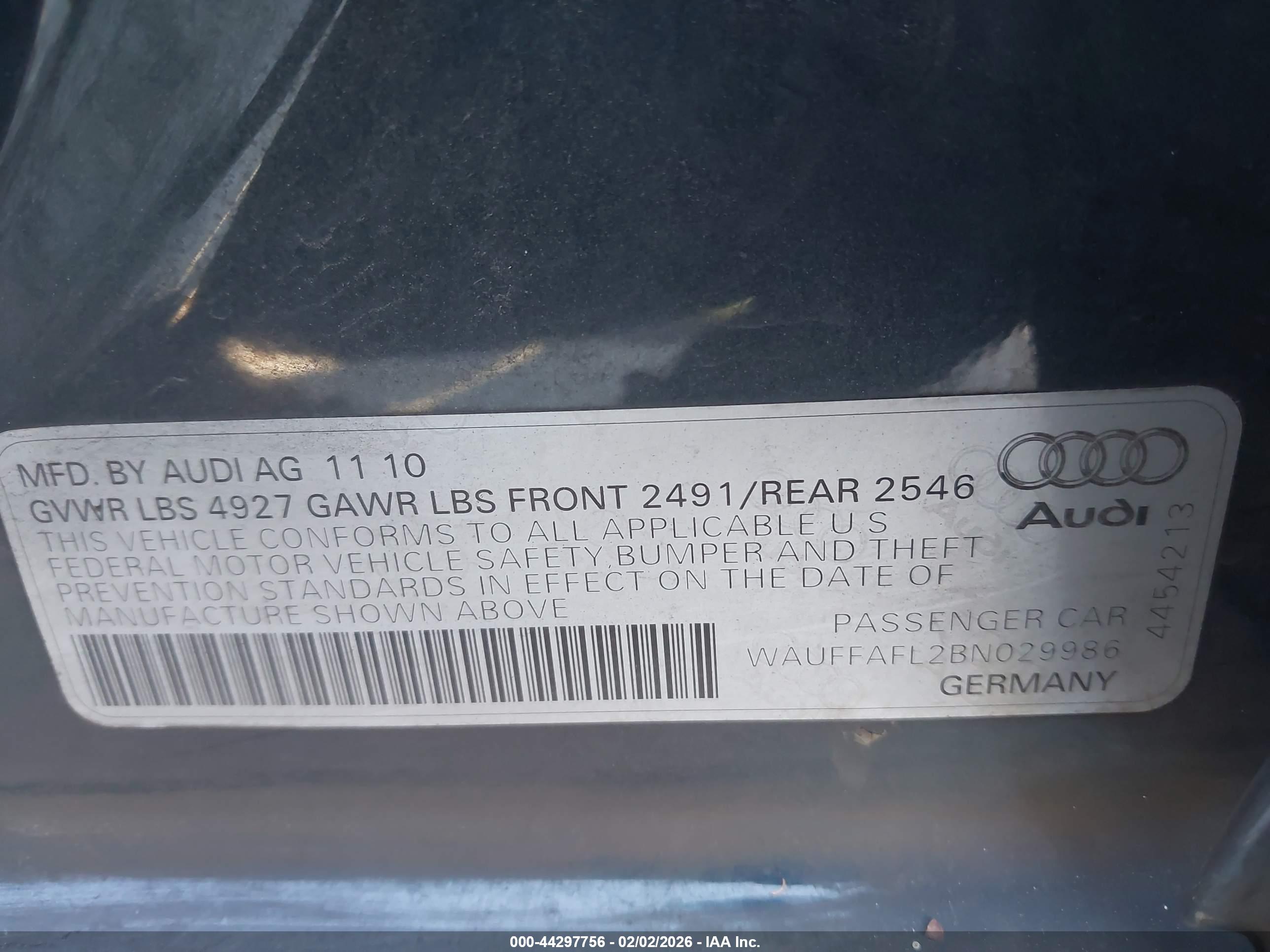 AUDI A4 image 9