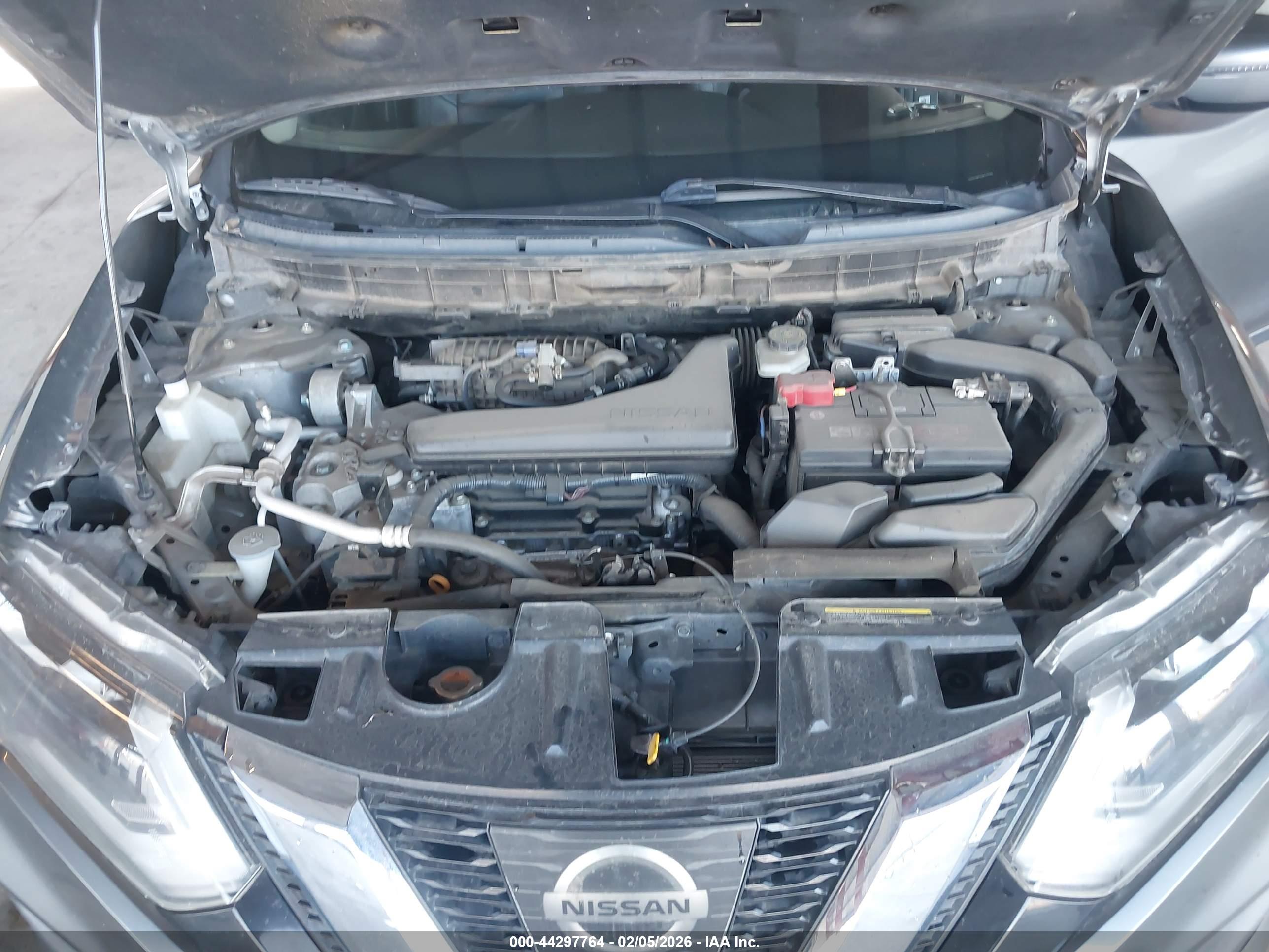NISSAN ROGUE image 10