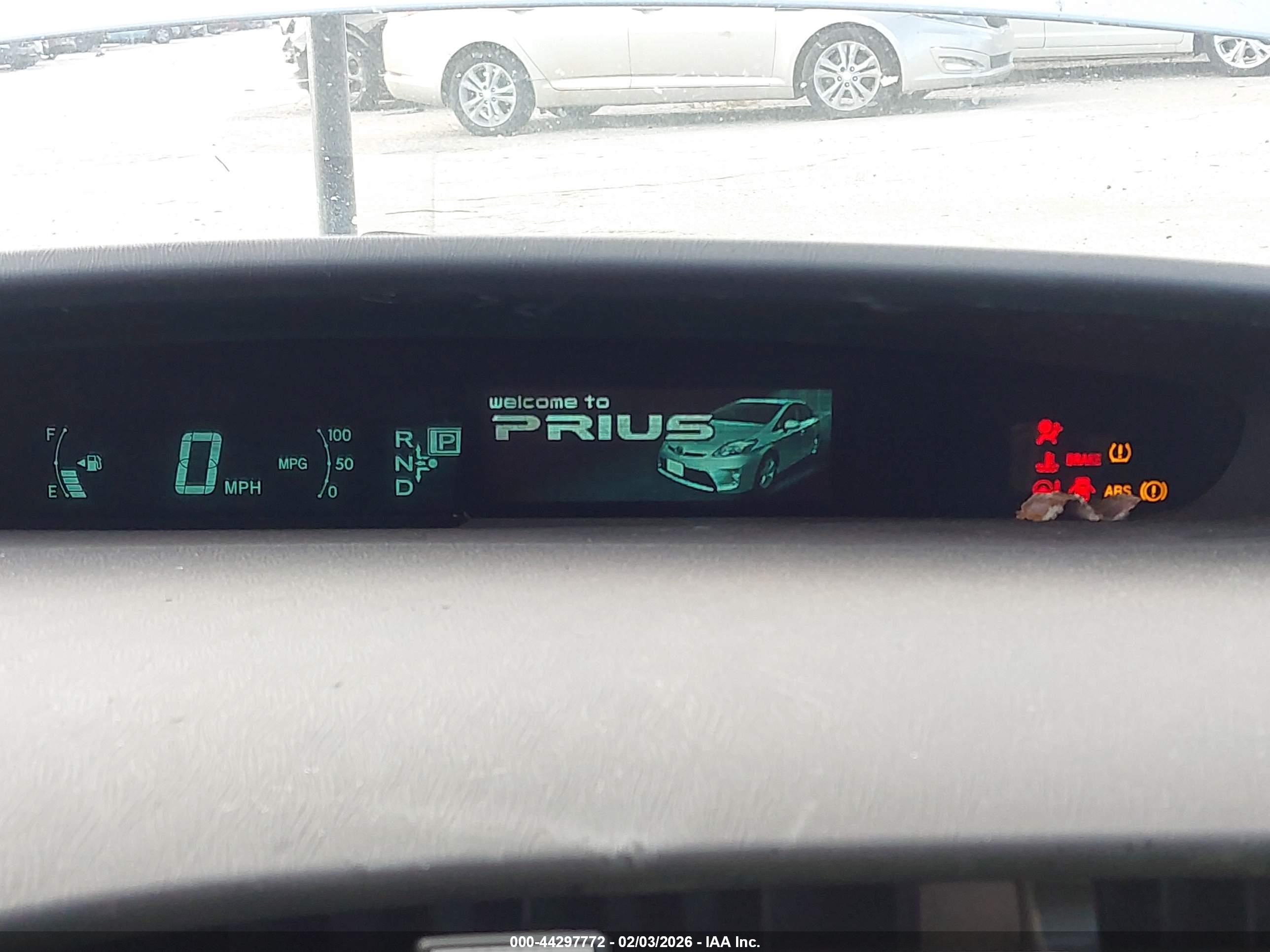 TOYOTA PRIUS image 7
