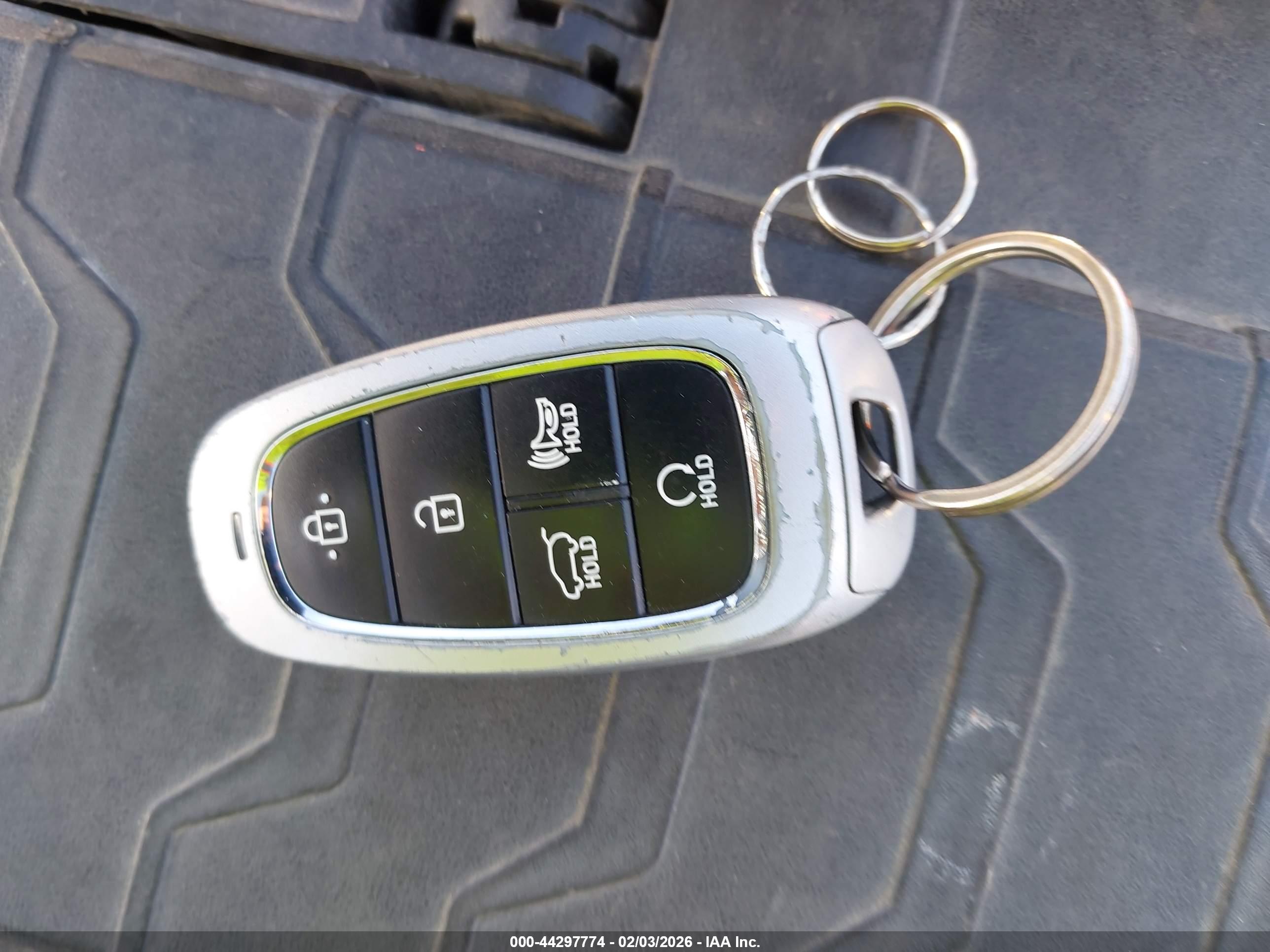 HYUNDAI TUCSON image 11