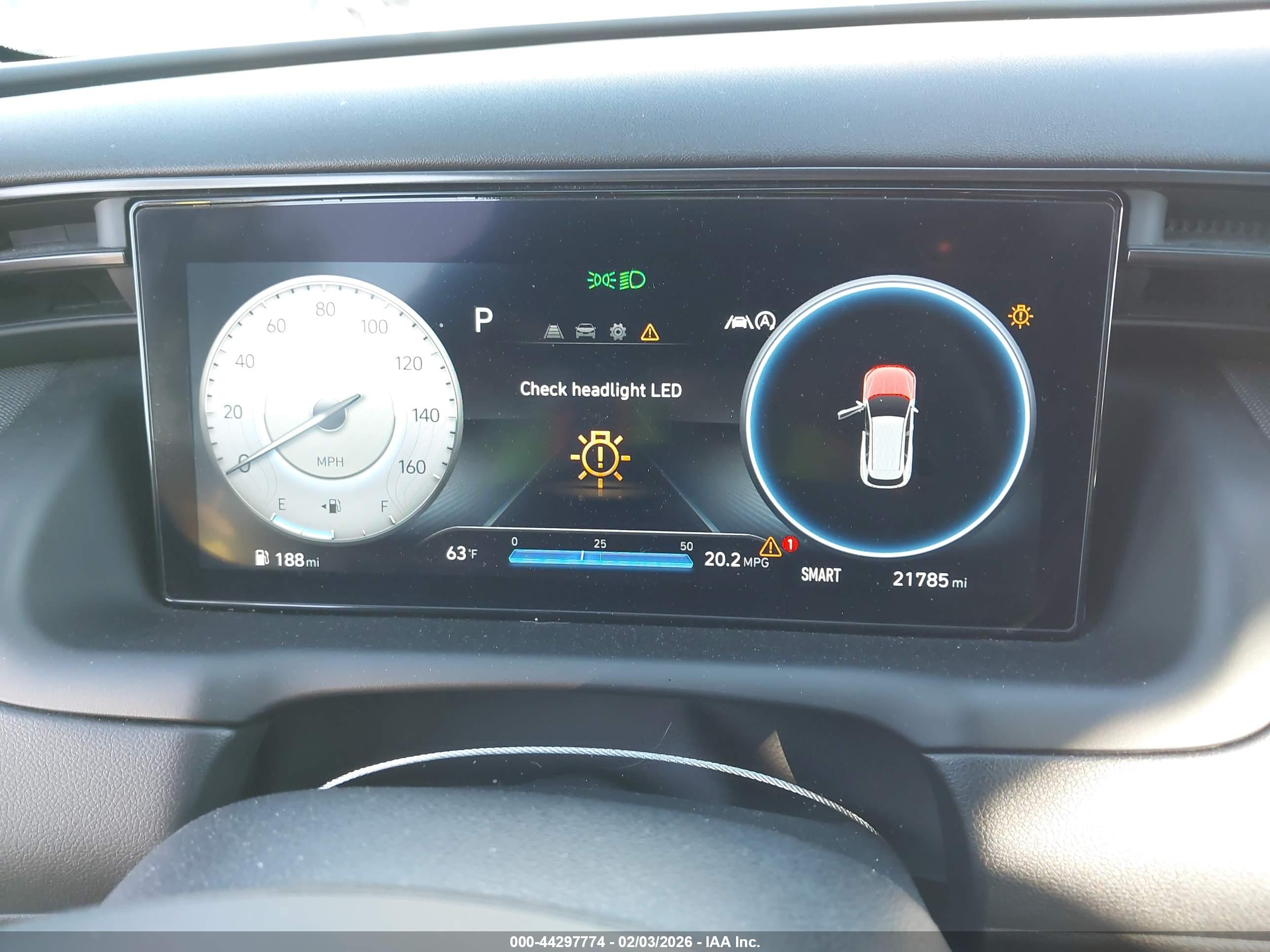 HYUNDAI TUCSON image 7