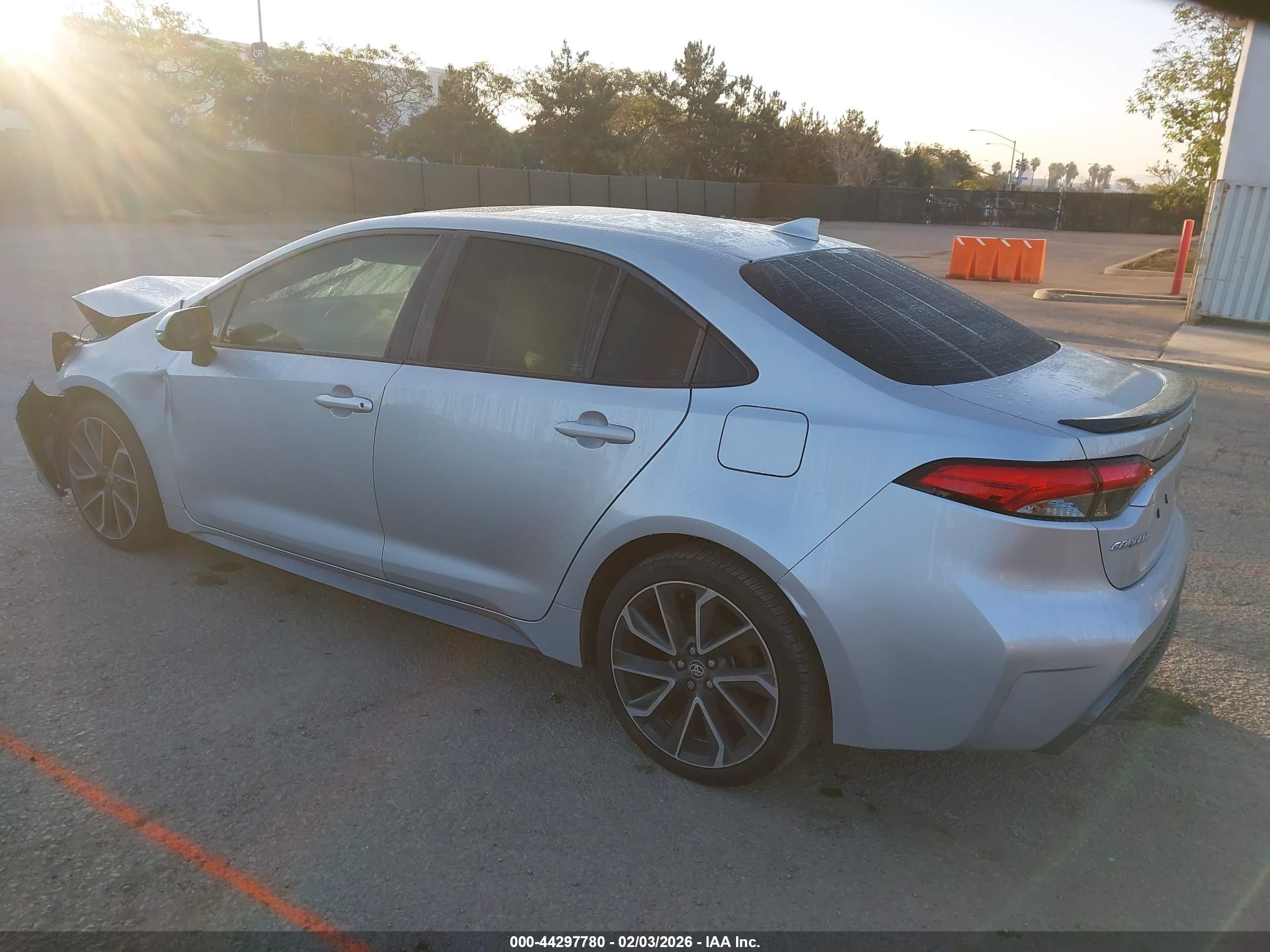 TOYOTA COROLLA image 3