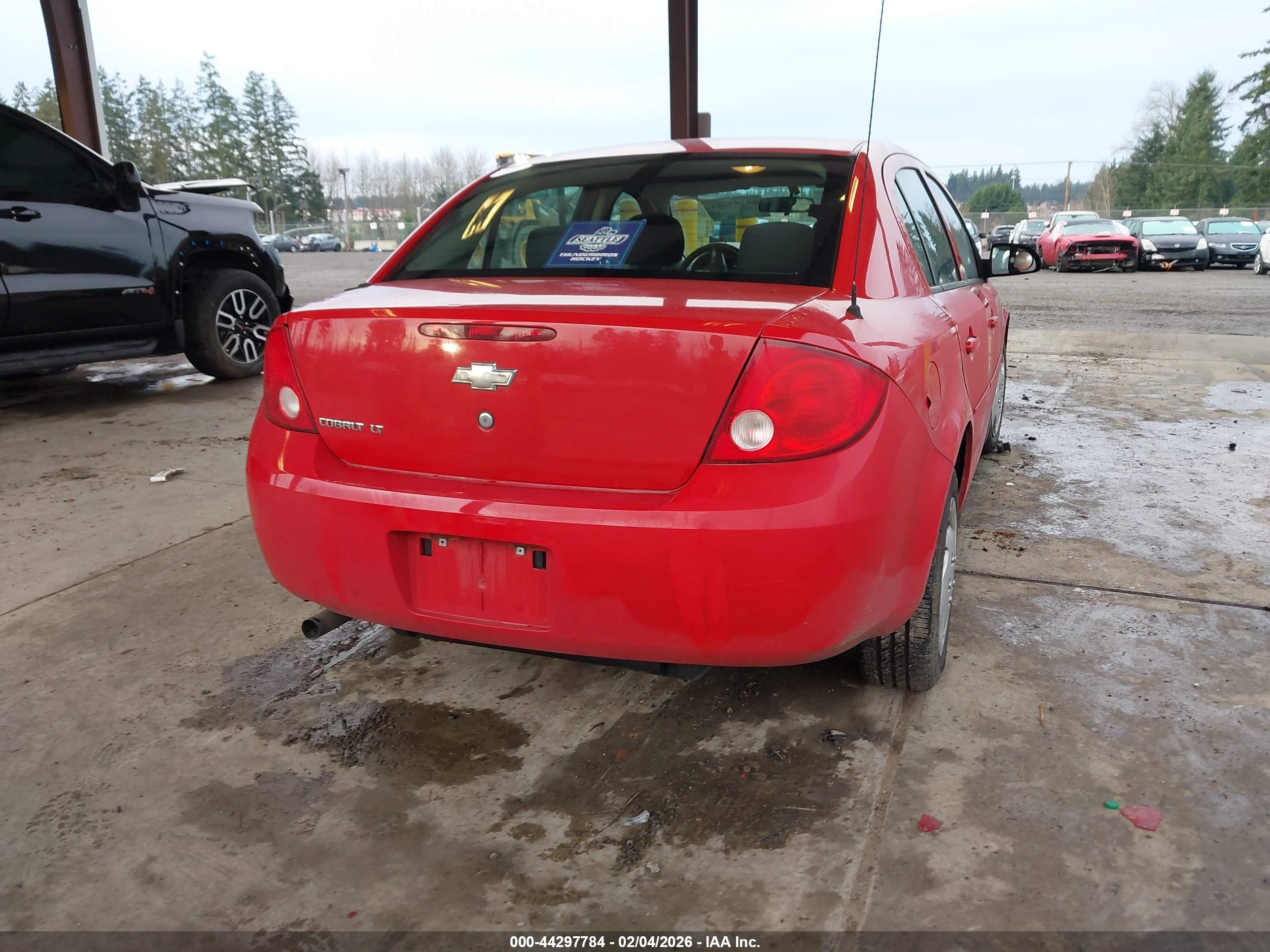 CHEVROLET COBALT image 4