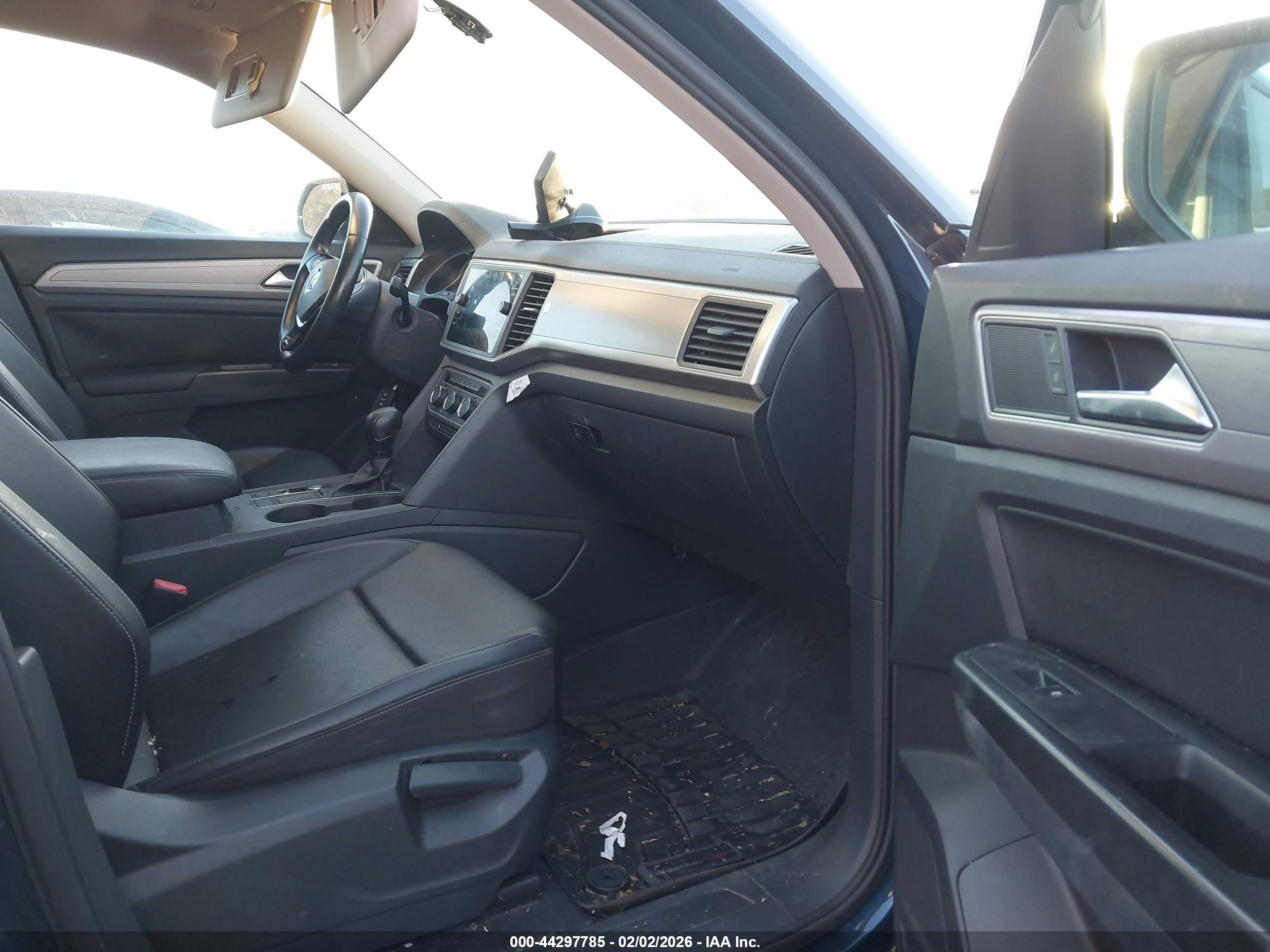 VOLKSWAGEN ATLAS image 5