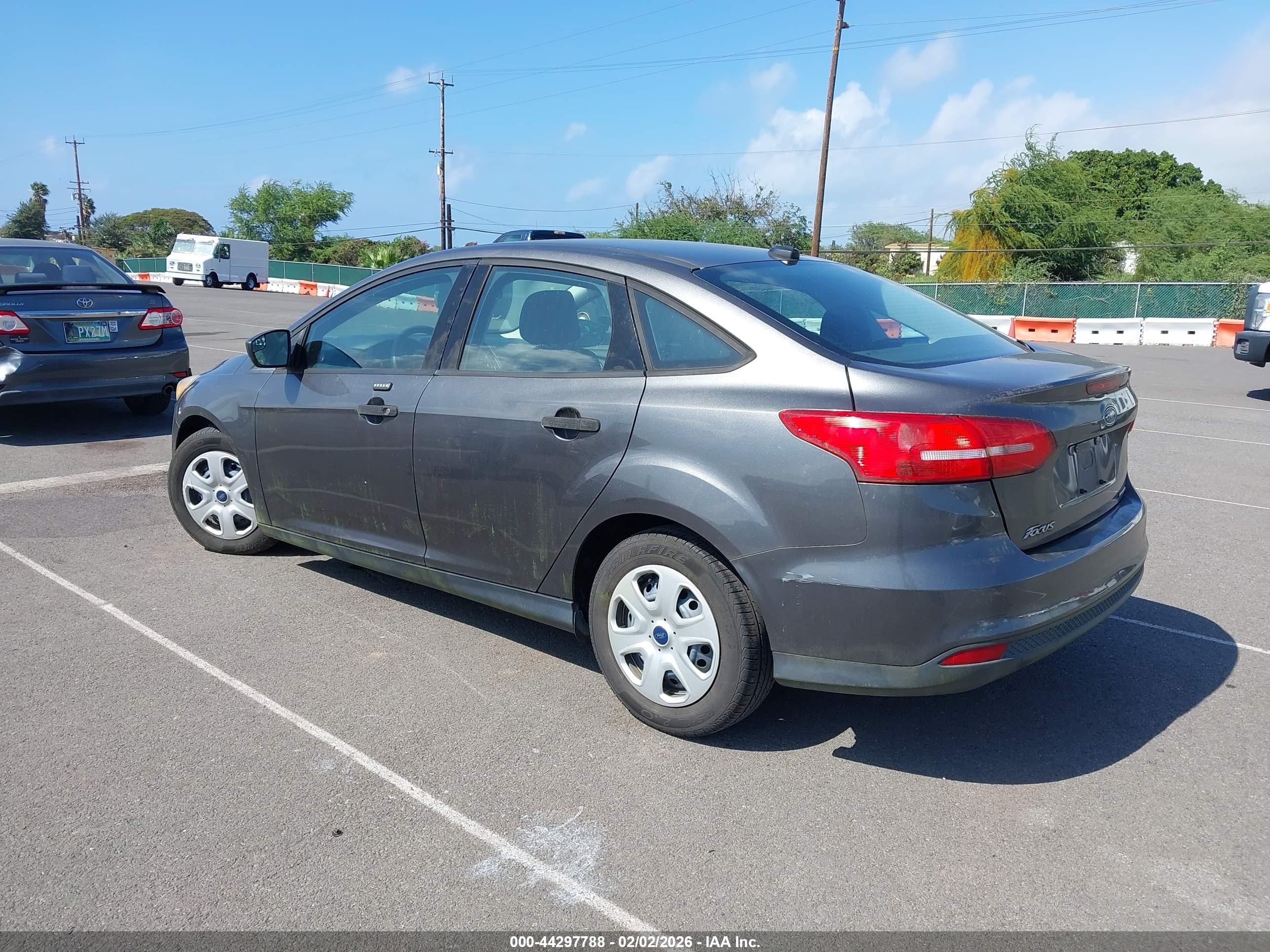 FORD FOCUS image 3