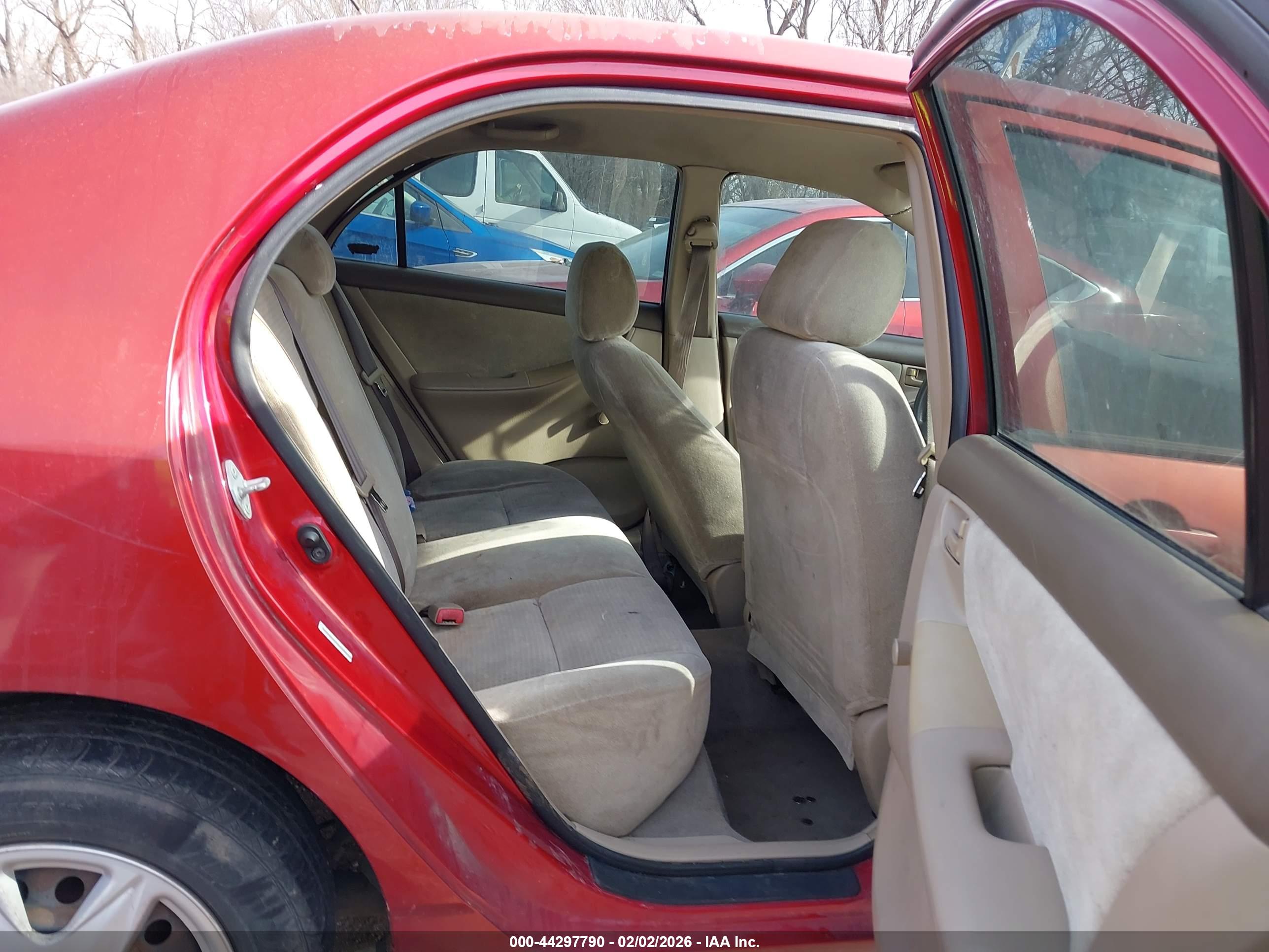 TOYOTA COROLLA image 8