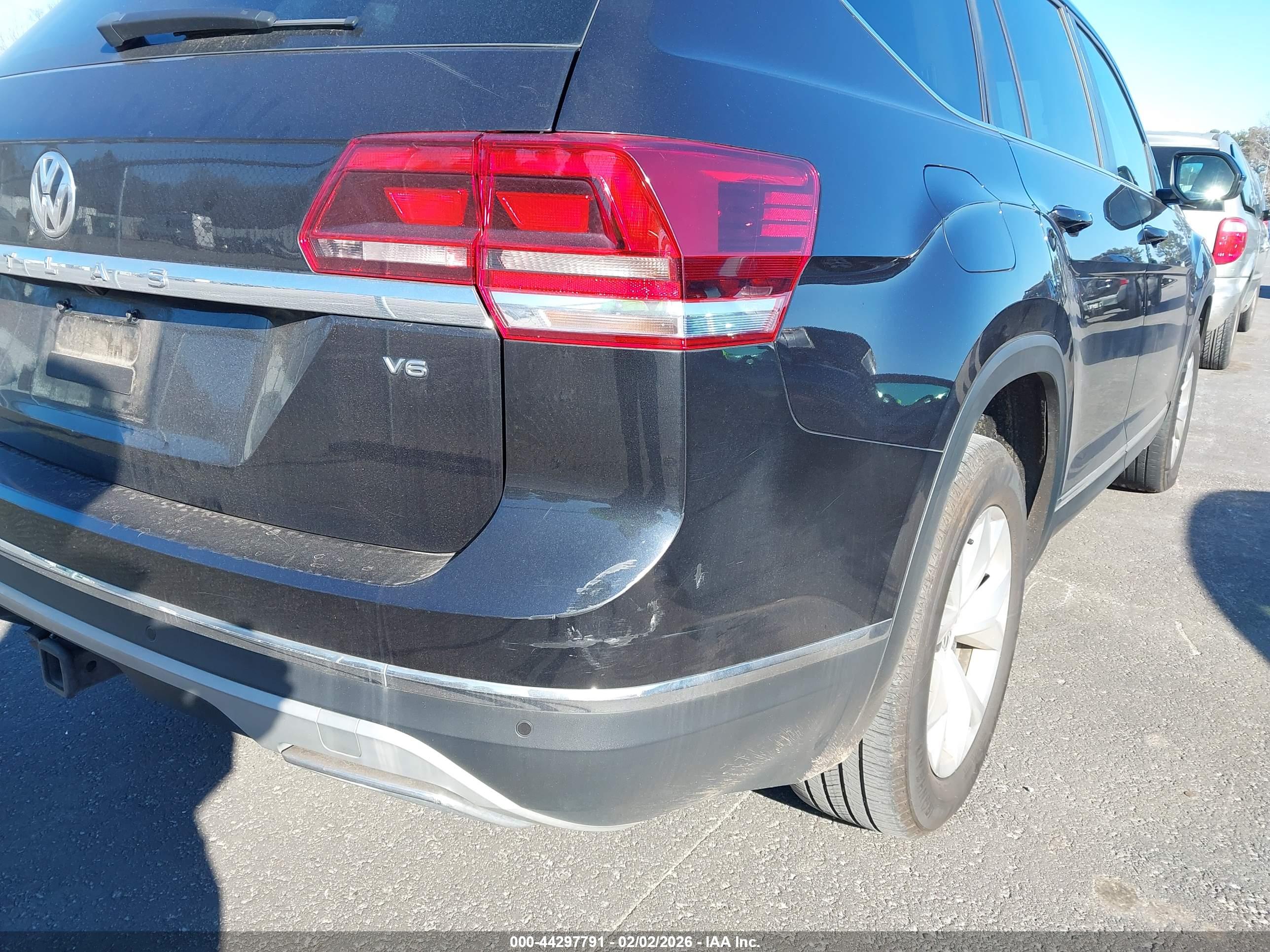 VOLKSWAGEN ATLAS image 6