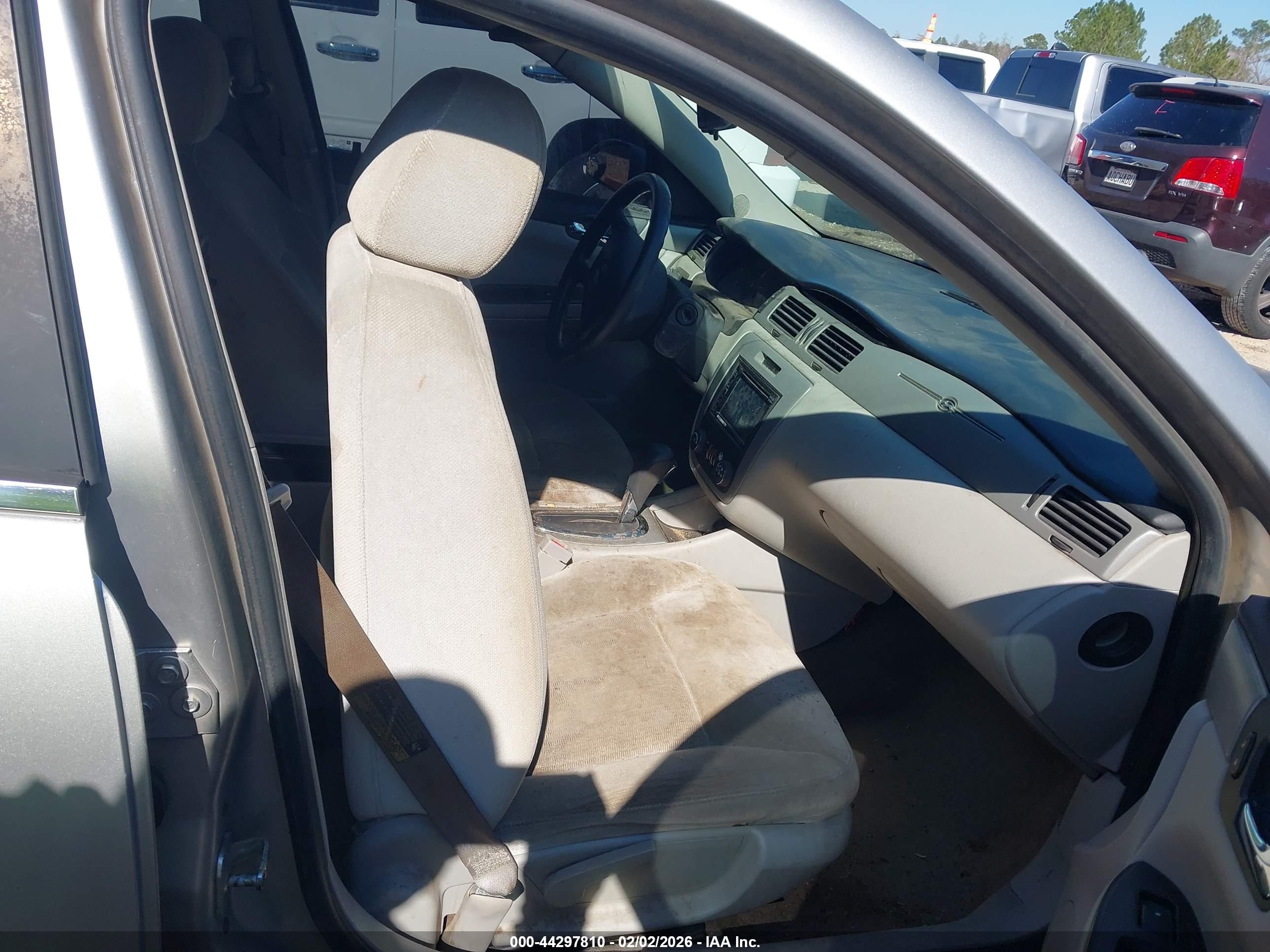 CHEVROLET IMPALA image 5