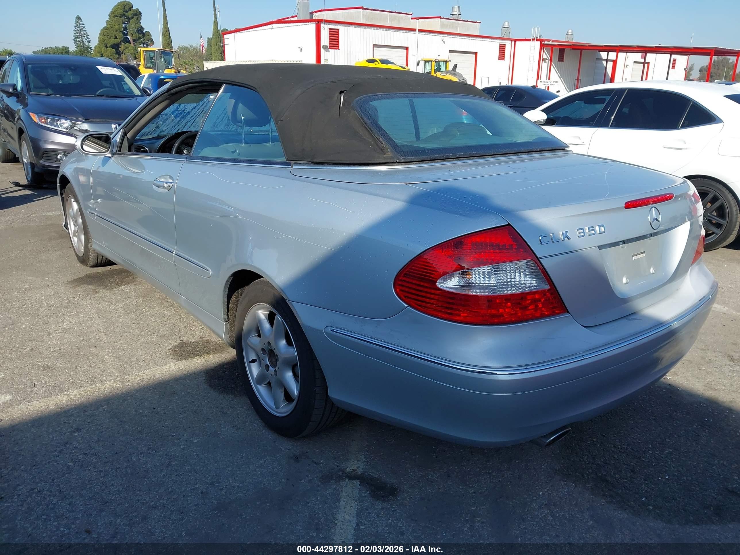 MERCEDES-BENZ CLK image 3