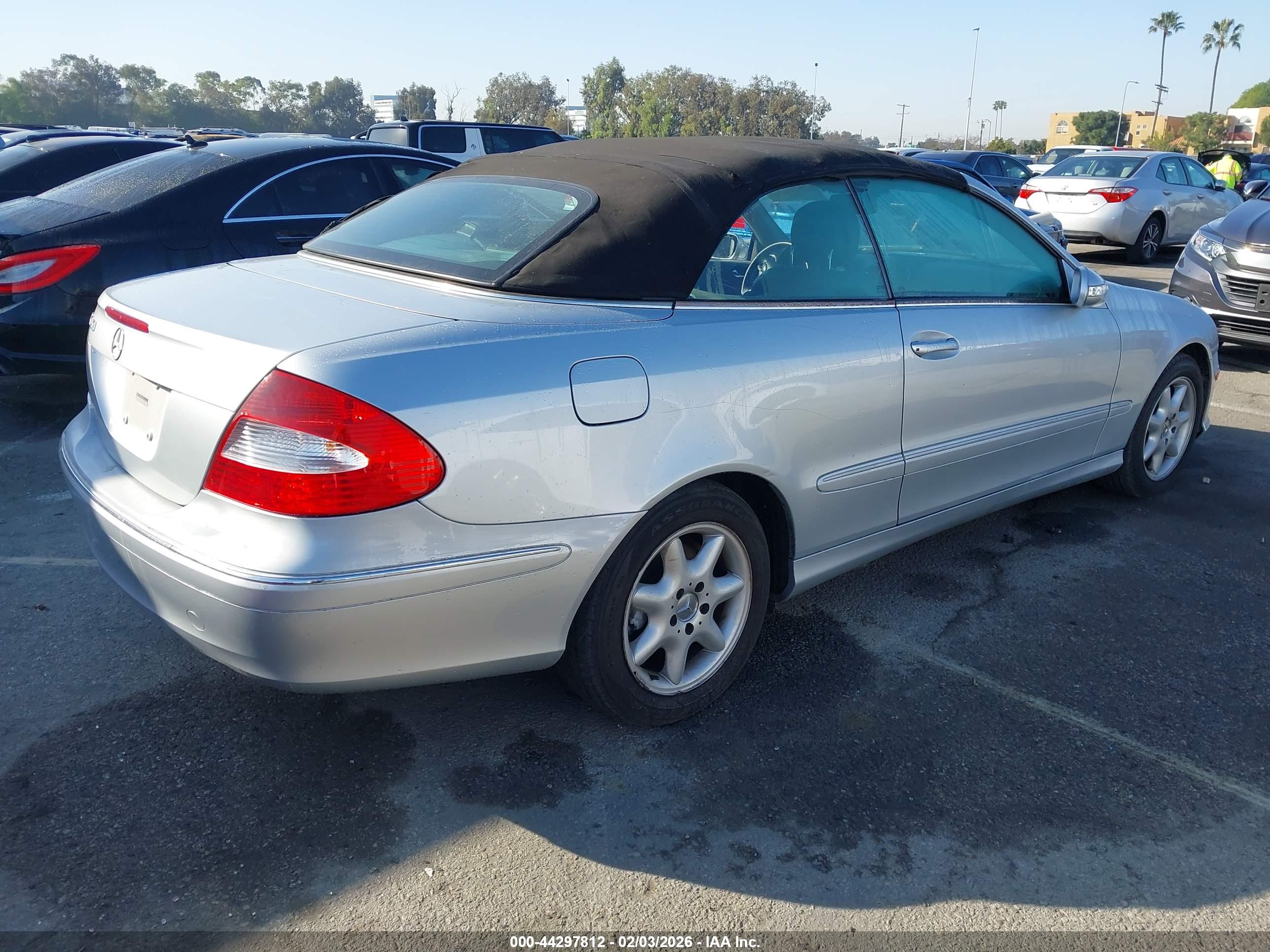 MERCEDES-BENZ CLK image 4