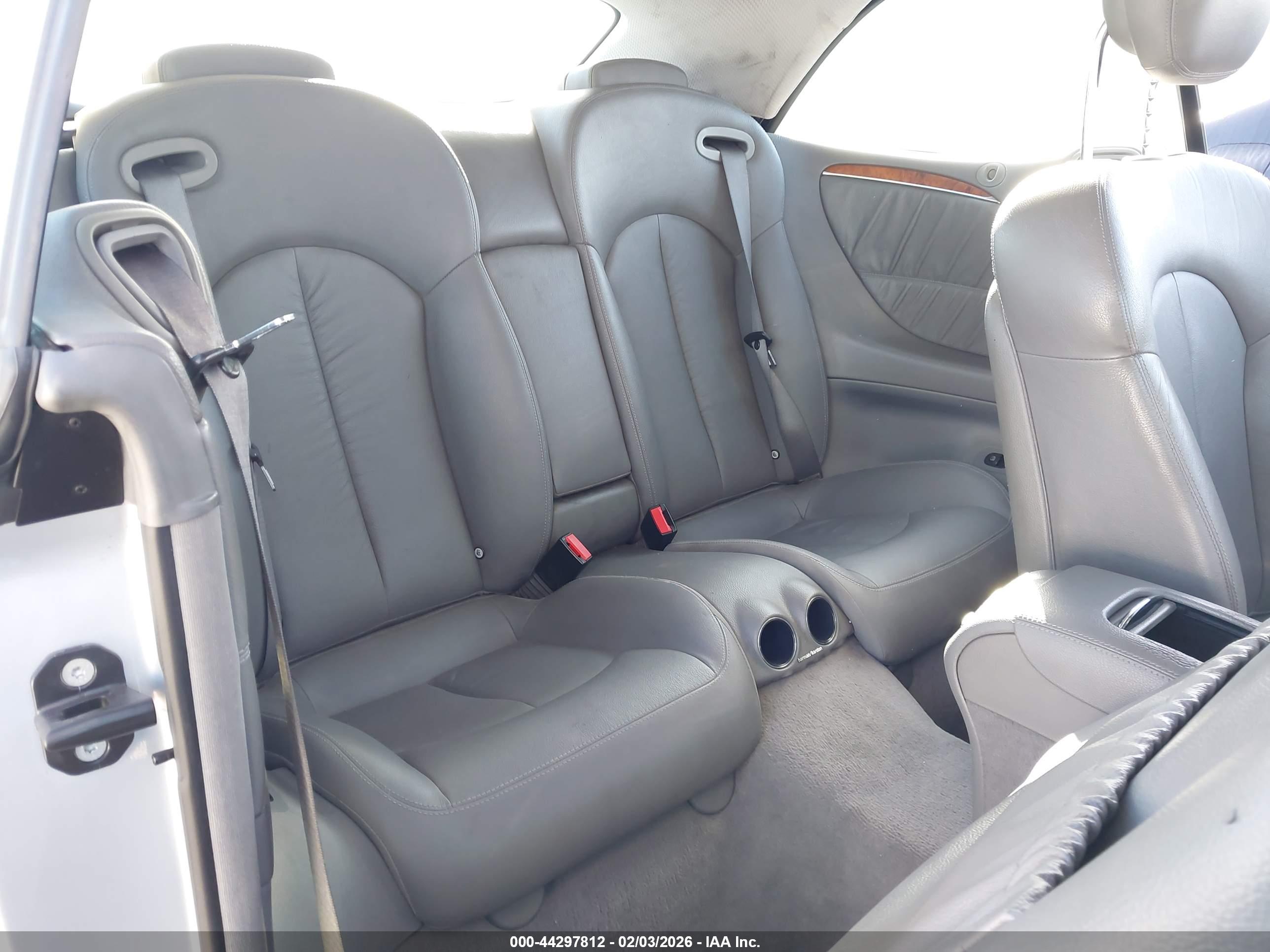 MERCEDES-BENZ CLK image 8