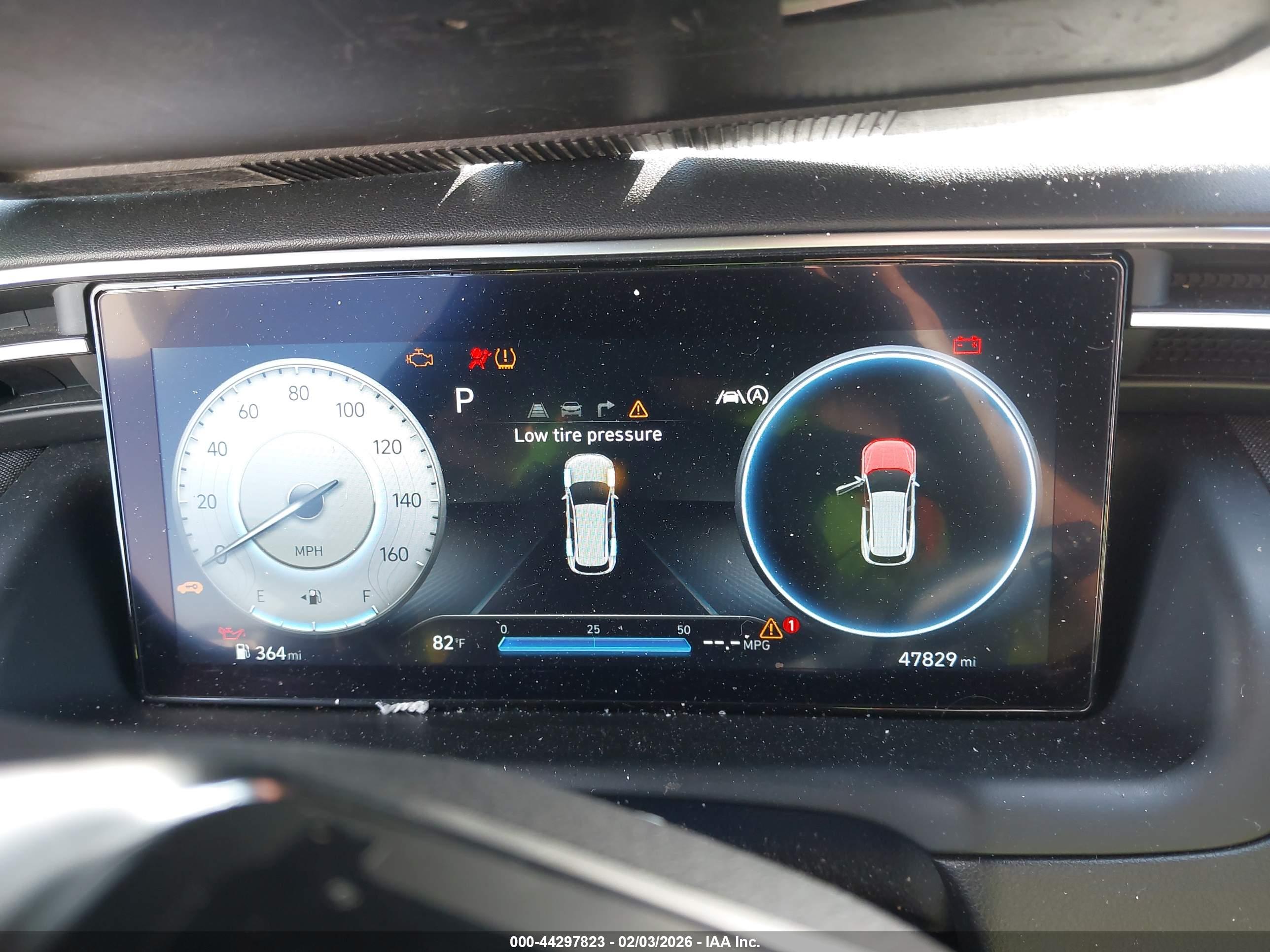 HYUNDAI TUCSON image 7