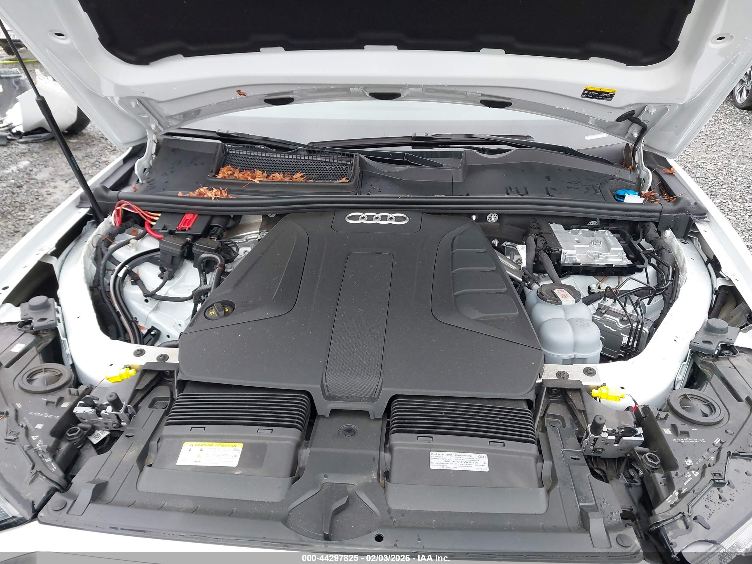 AUDI Q7 image 10