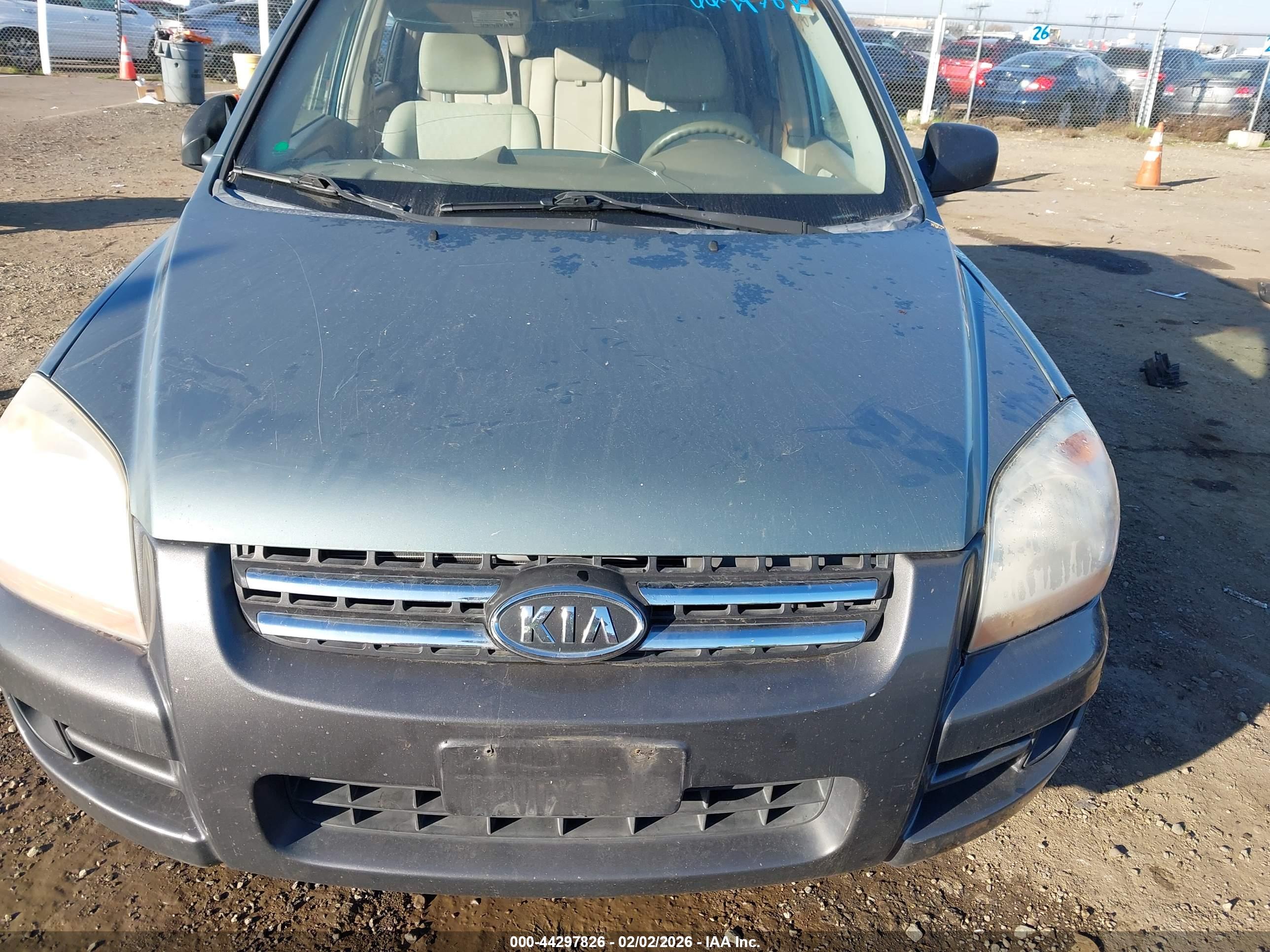 KIA SPORTAGE image 6