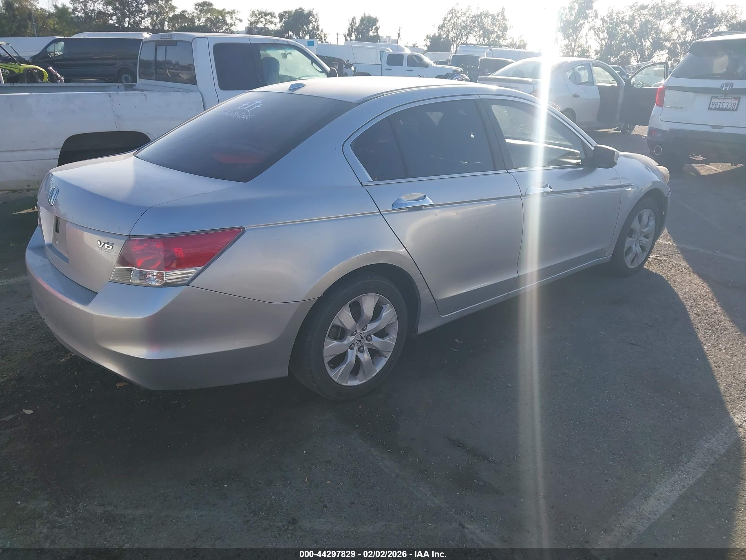 HONDA ACCORD image 4
