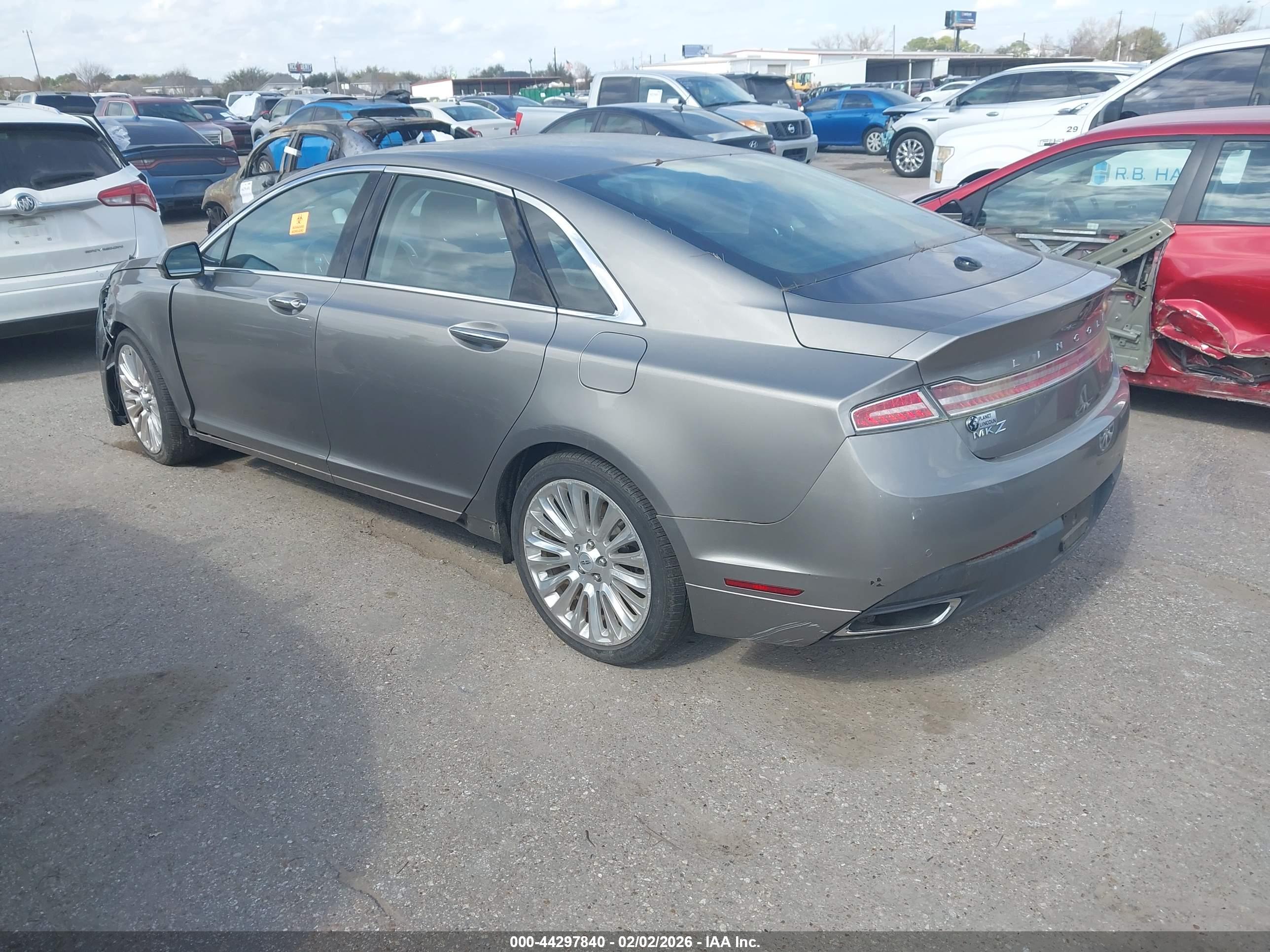 LINCOLN MKZ image 3