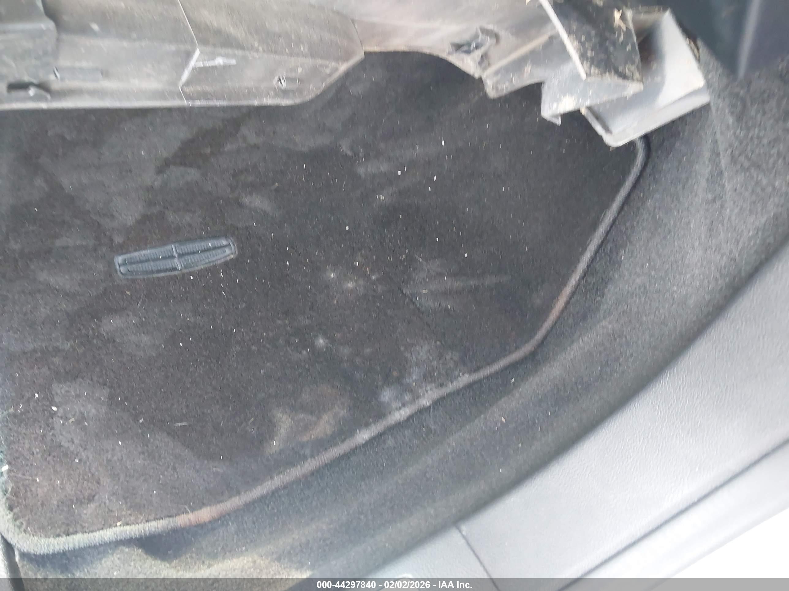 LINCOLN MKZ image 6