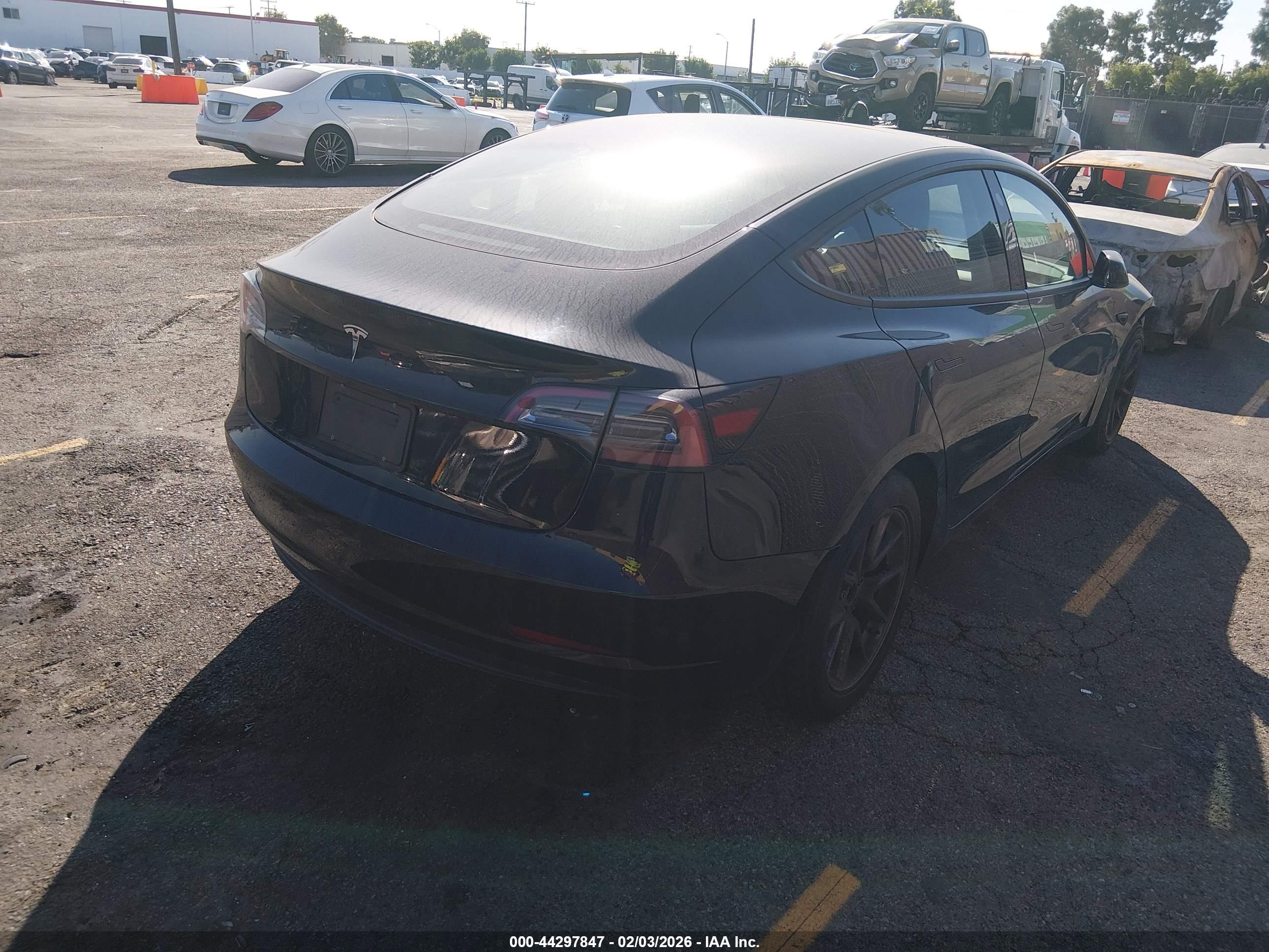 TESLA MODEL image 4