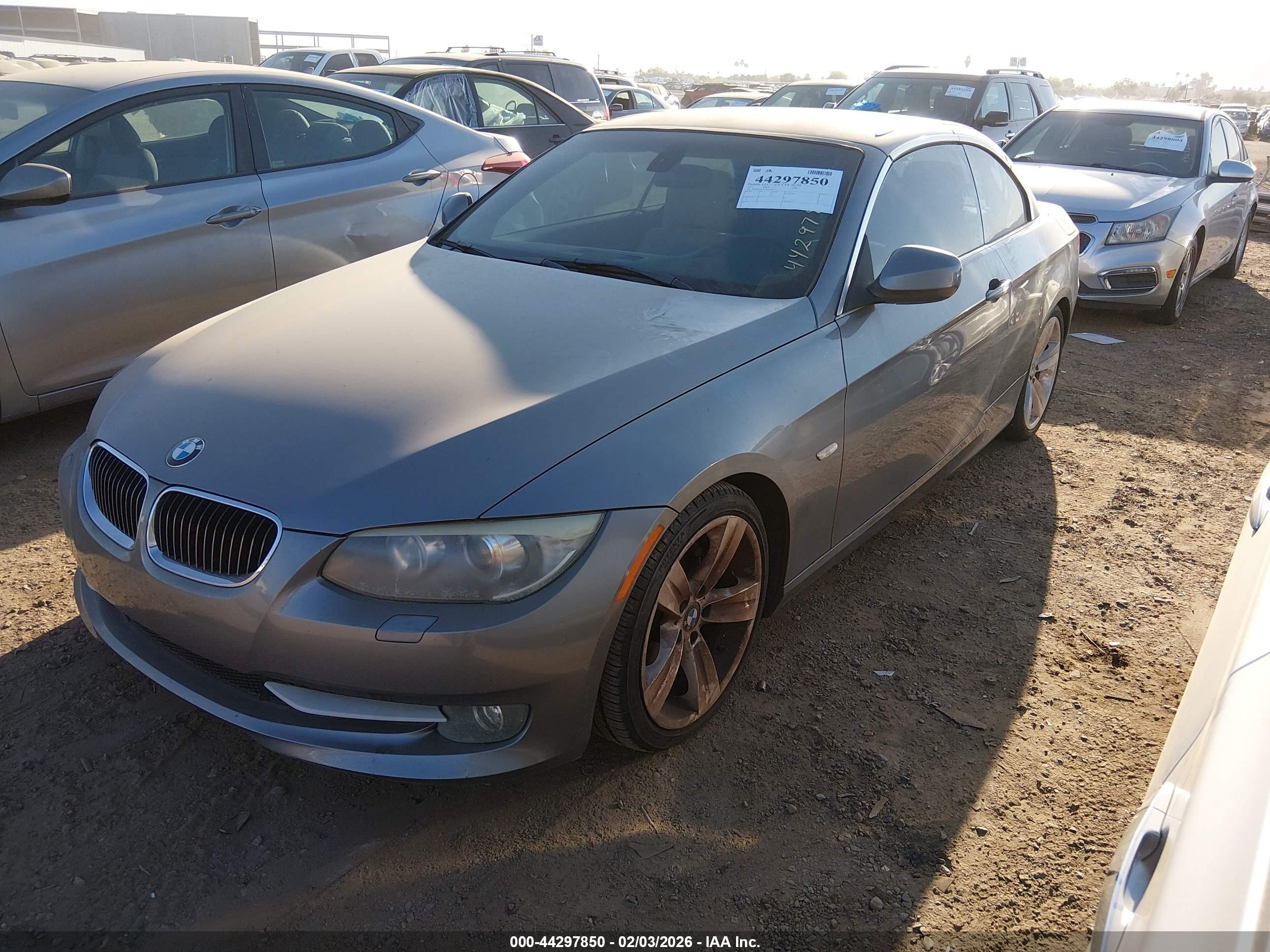 BMW 328I image 2