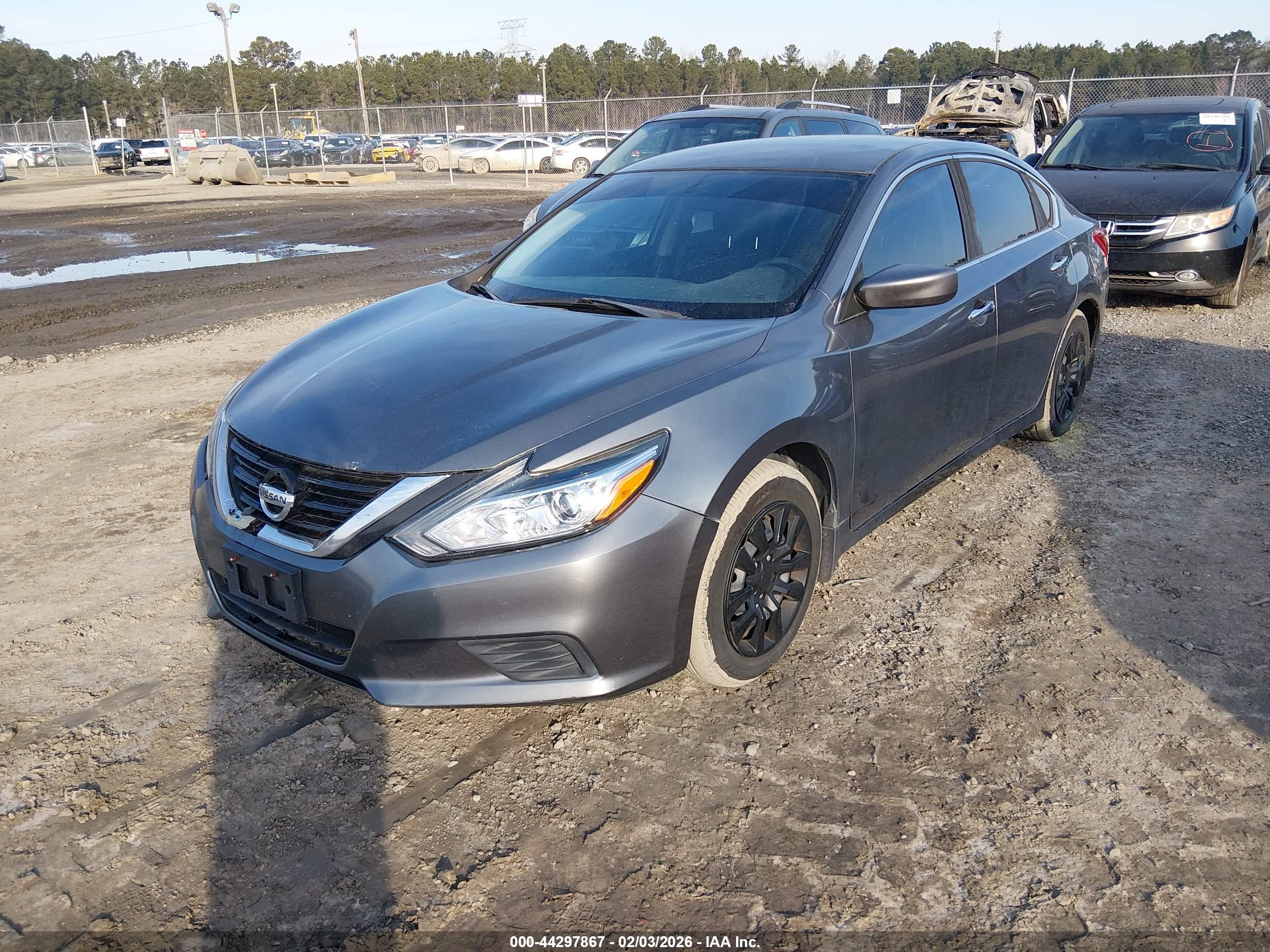 NISSAN ALTIMA image 2