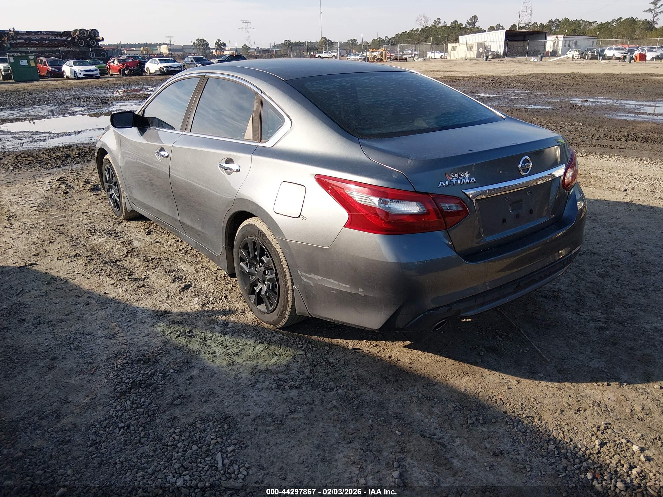 NISSAN ALTIMA image 3