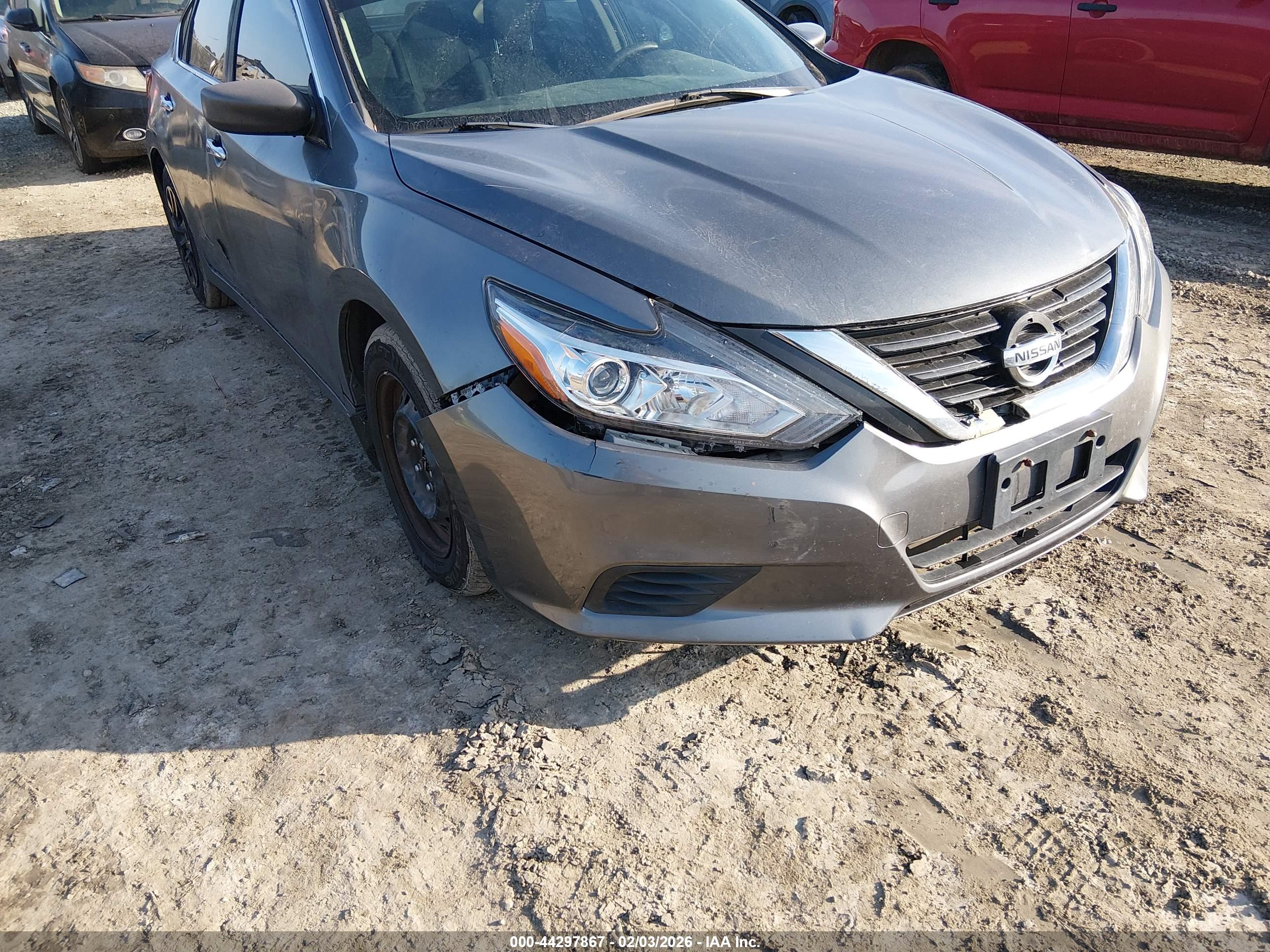 NISSAN ALTIMA image 6