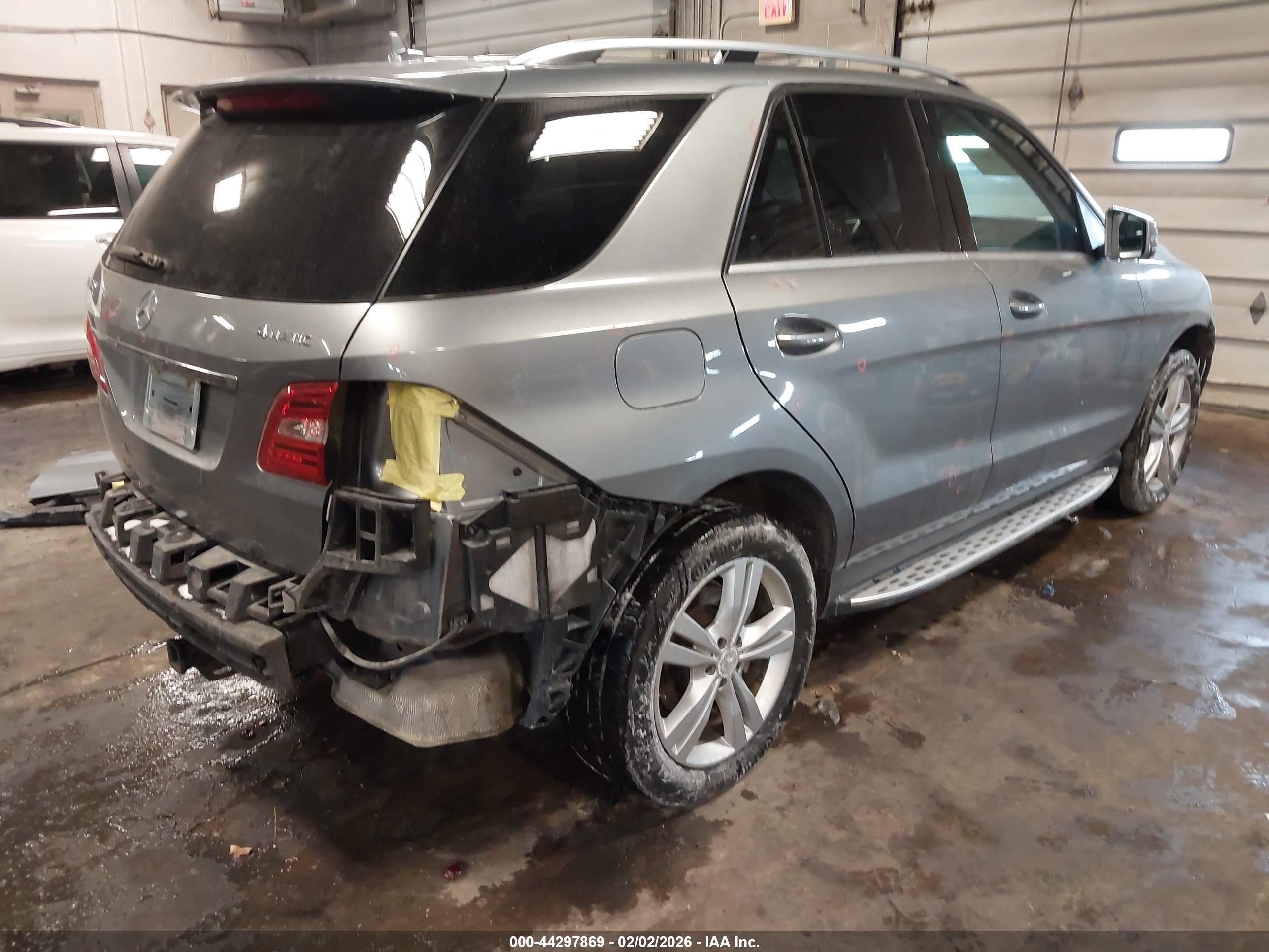 MERCEDES-BENZ ML image 4