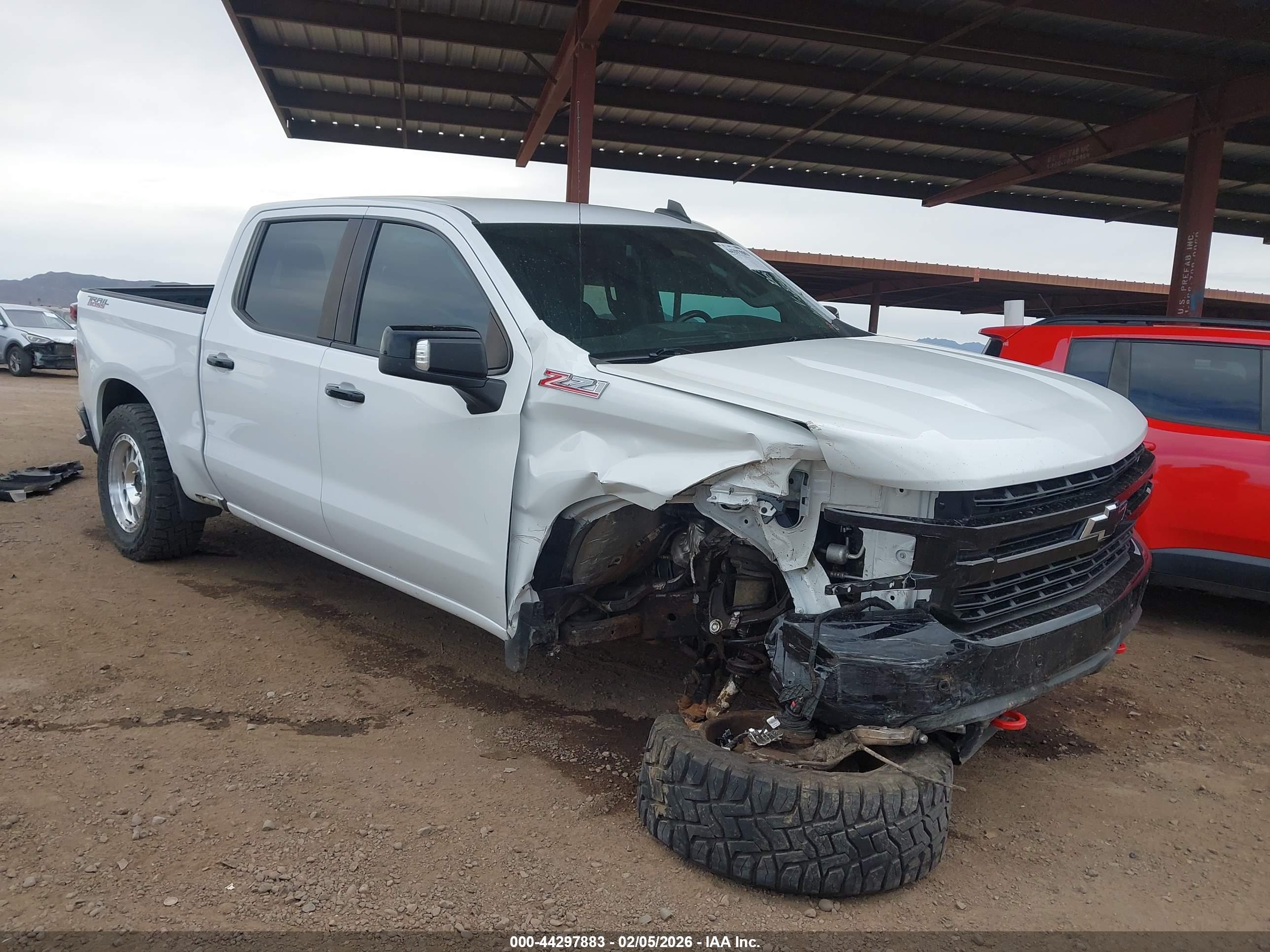 CHEVROLET SILVERADO image 6