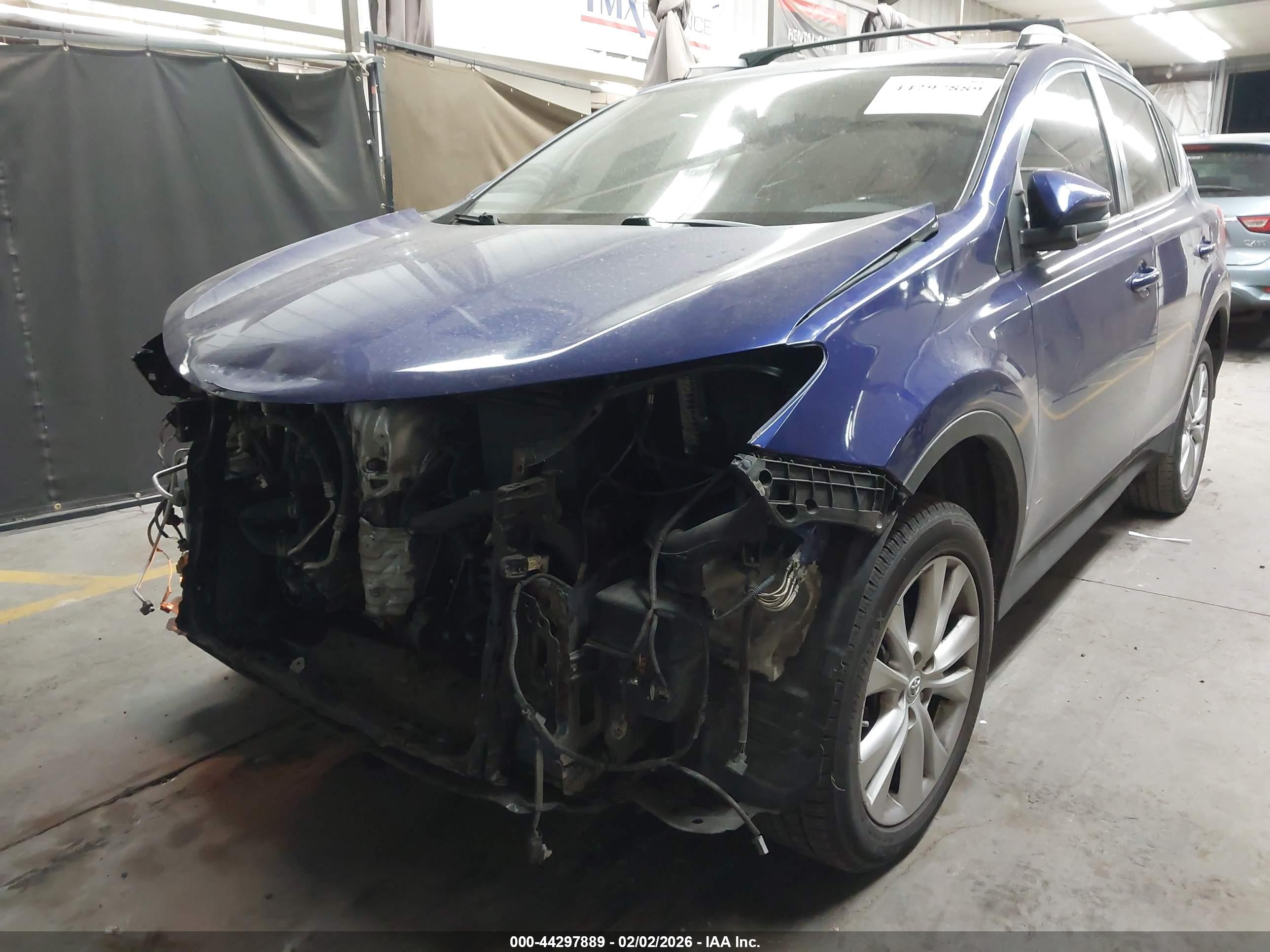 TOYOTA RAV4 image 6
